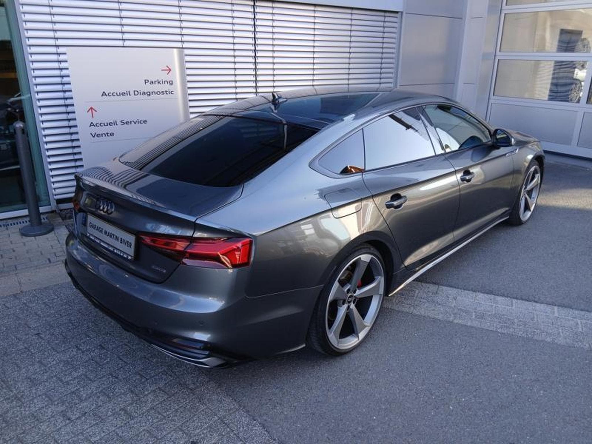 Audi A5 Sportback S-Line 40 TDI quattro s-tronic (2023) - Foto 4