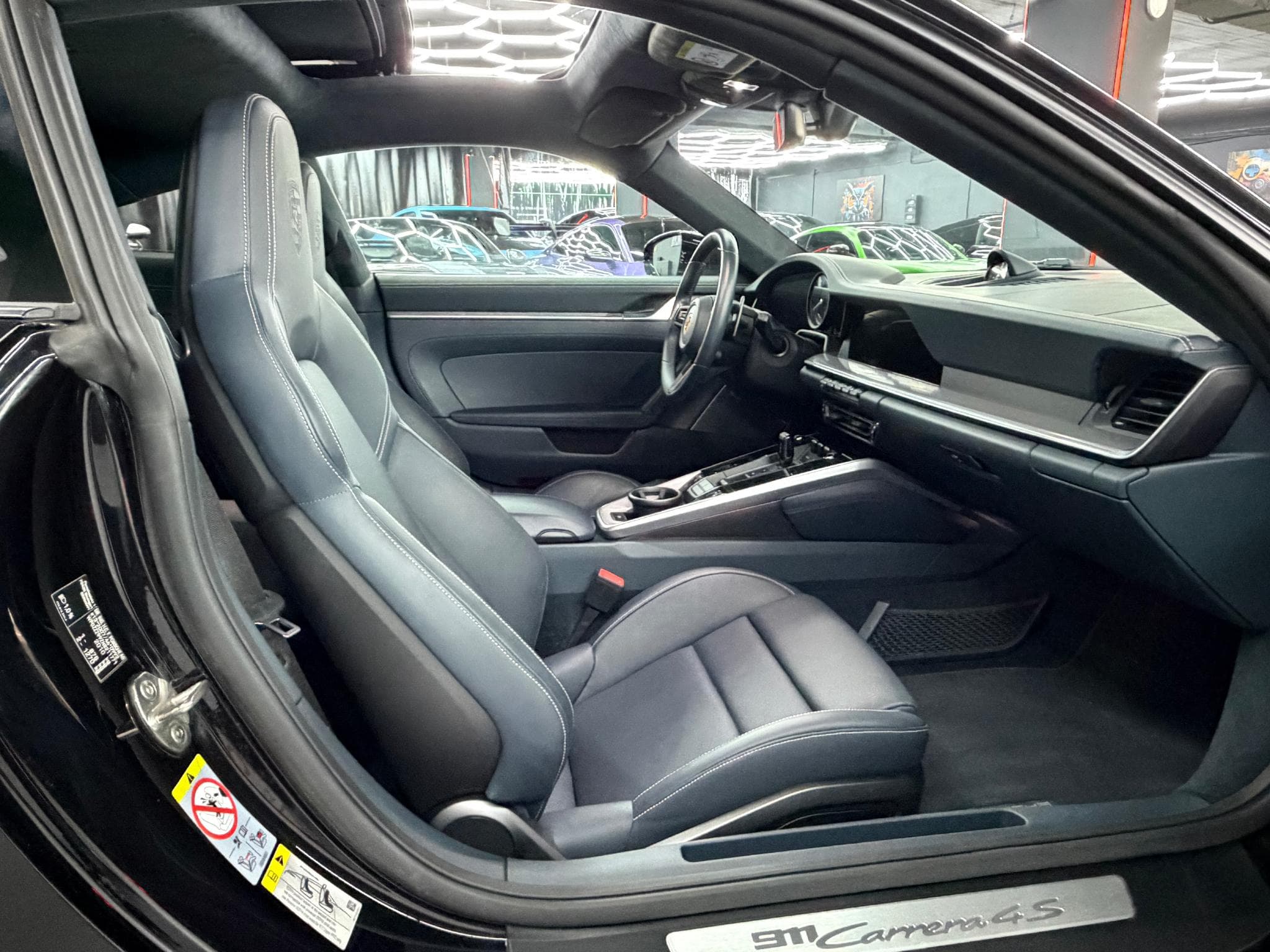 Porsche 911 Carrera 4S Burmester Pano 360° ACC Pano (2022) - Photo 10