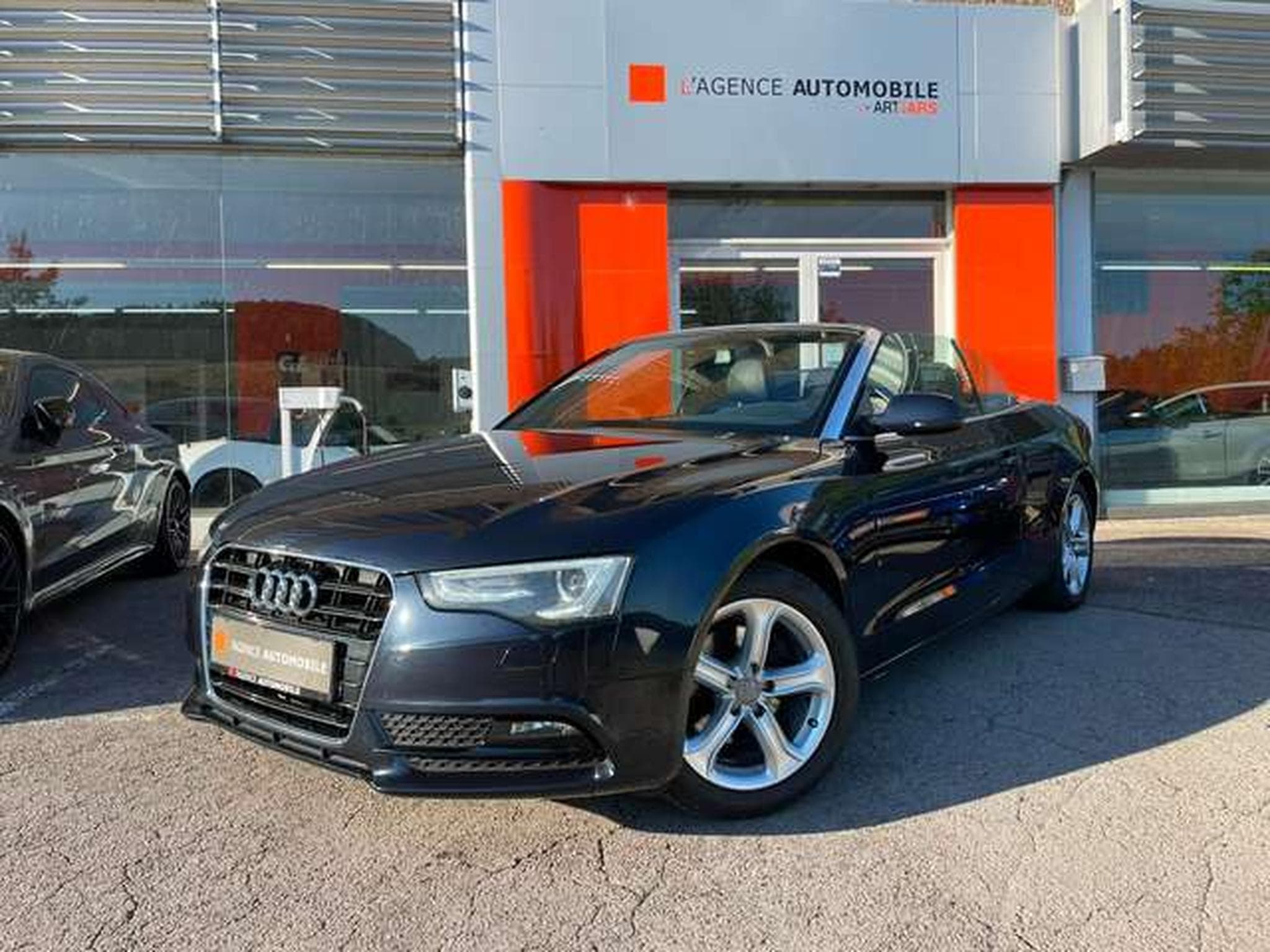 Audi A5 A5 Cabrio 1.8 TFSI - FULL SERVICES (2012) - Photo 2