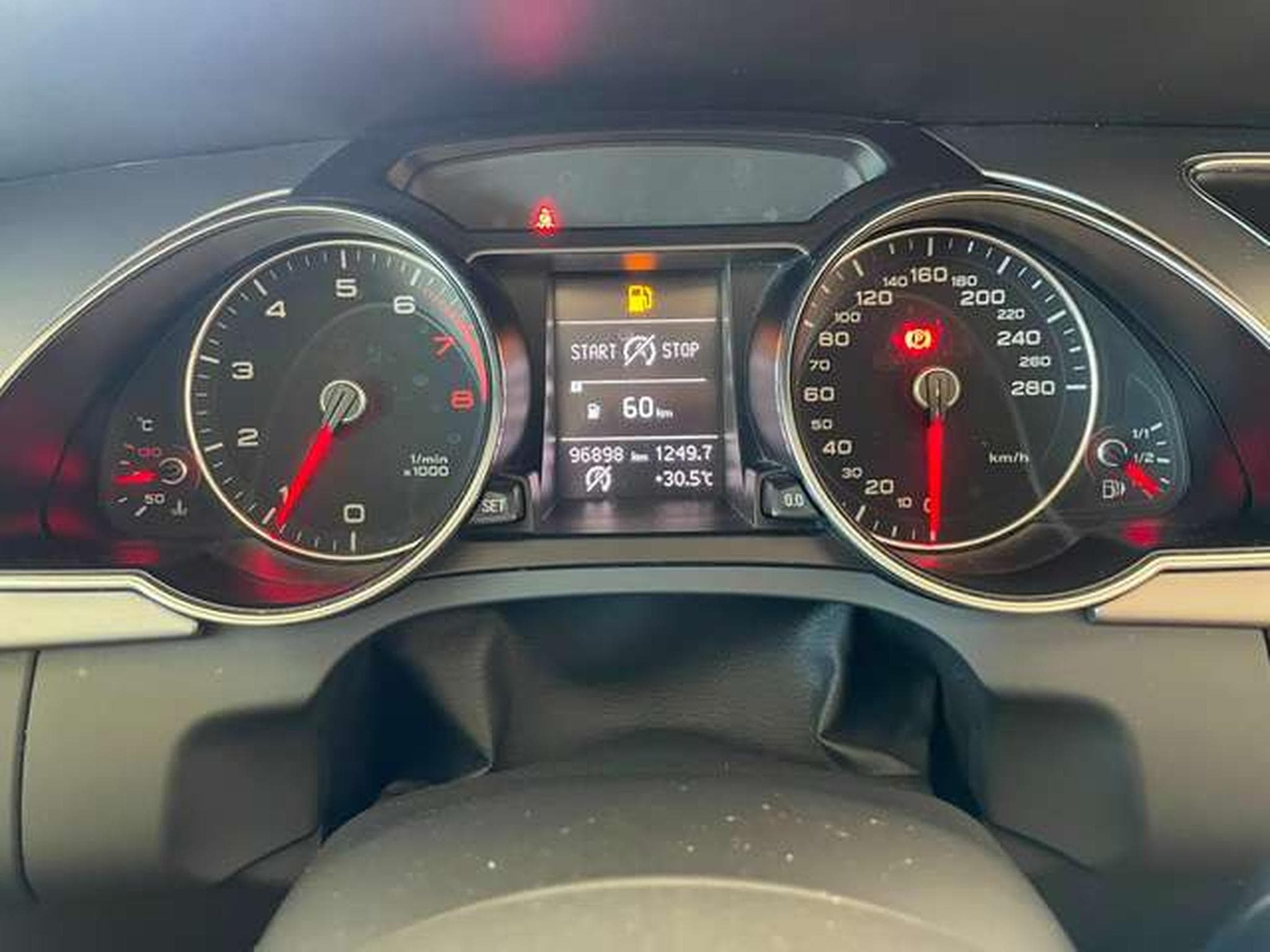 Audi A5 A5 Cabrio 1.8 TFSI - FULL SERVICES (2012) - Photo 22
