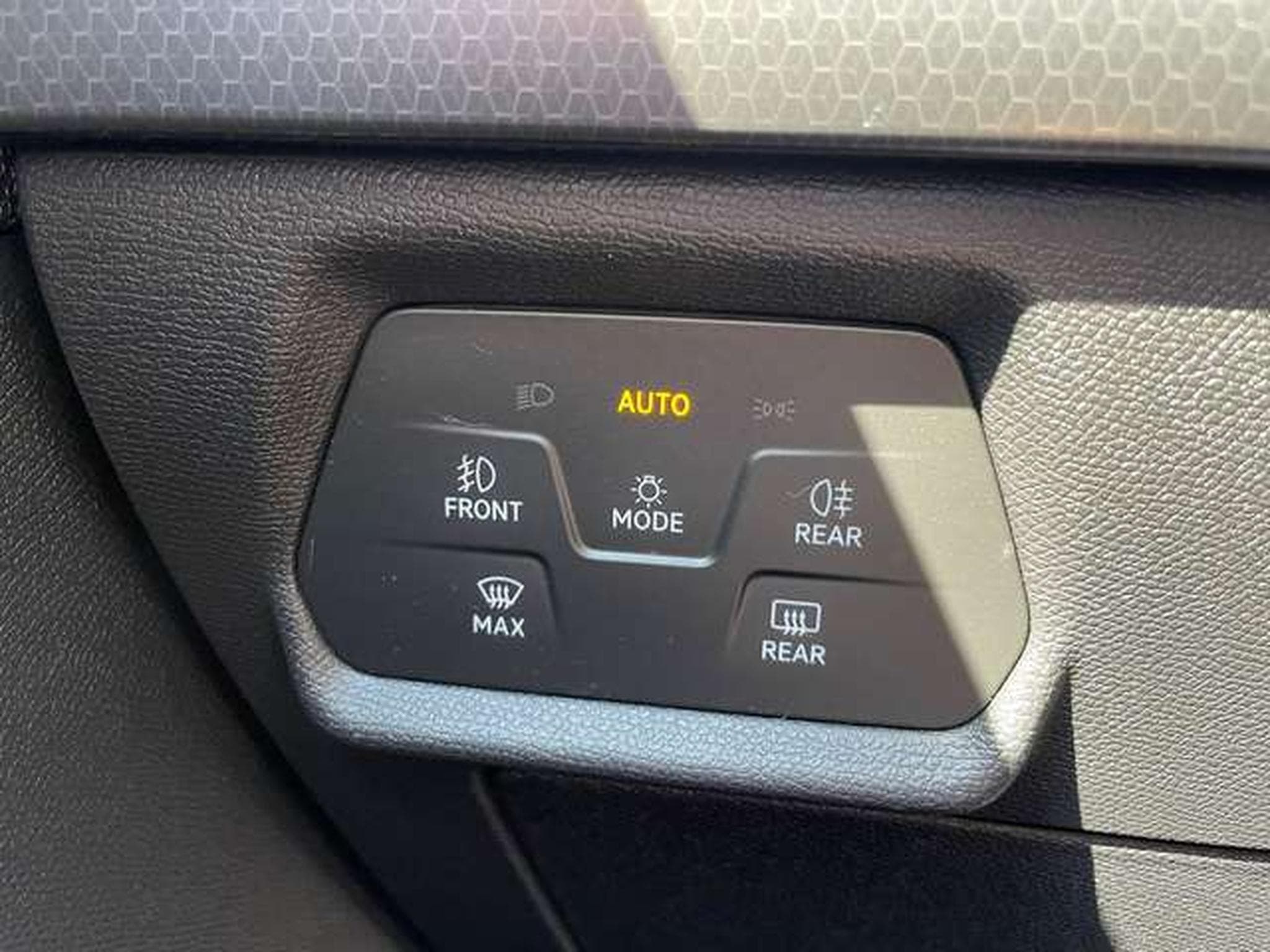 SEAT Leon Sportstourer 1.0 Style GARANTIE JUSQU'A 36 MOIS (2022) - Foto 10