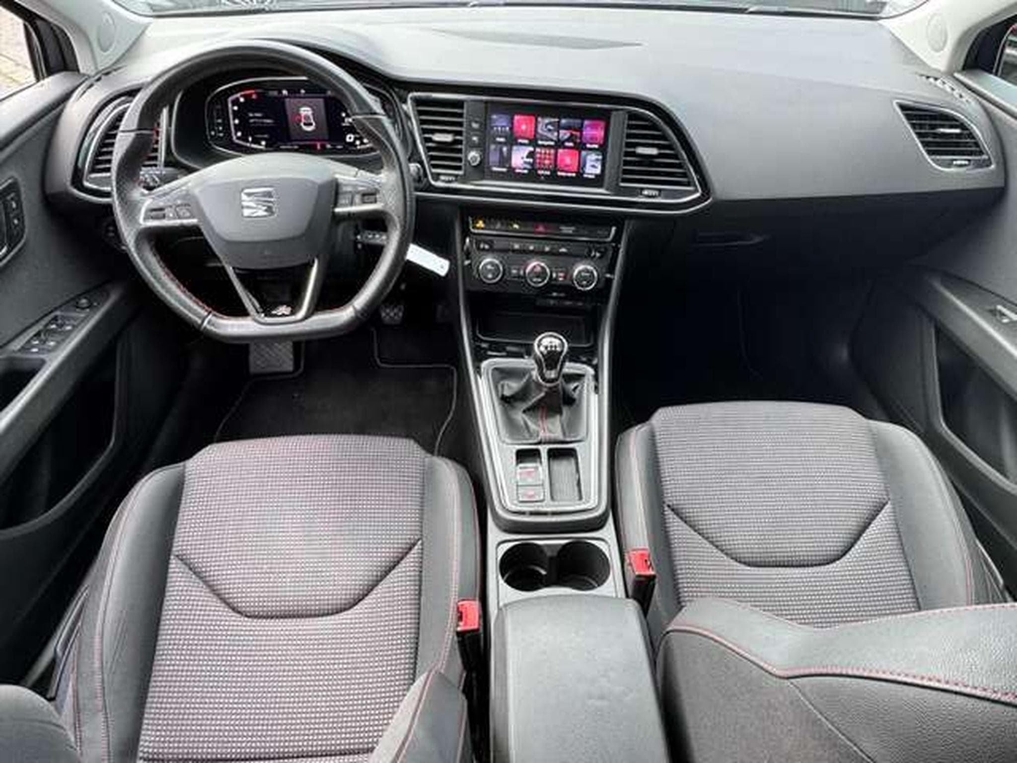 SEAT Leon Leon 2.0 TDI DPF FR TDI 150CH vente privée. (2019) - Foto 9