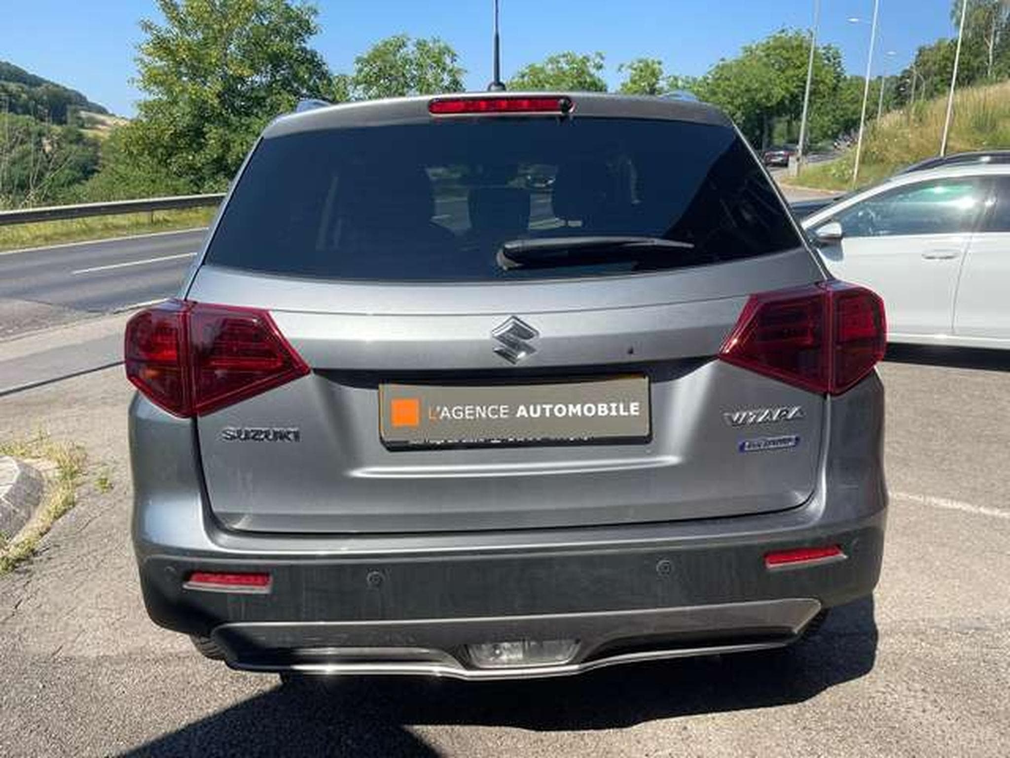 Suzuki Vitara 1.4 4x4 Hybride GARANTIE JUSQU'A 03/2030 (2023) - Photo 6