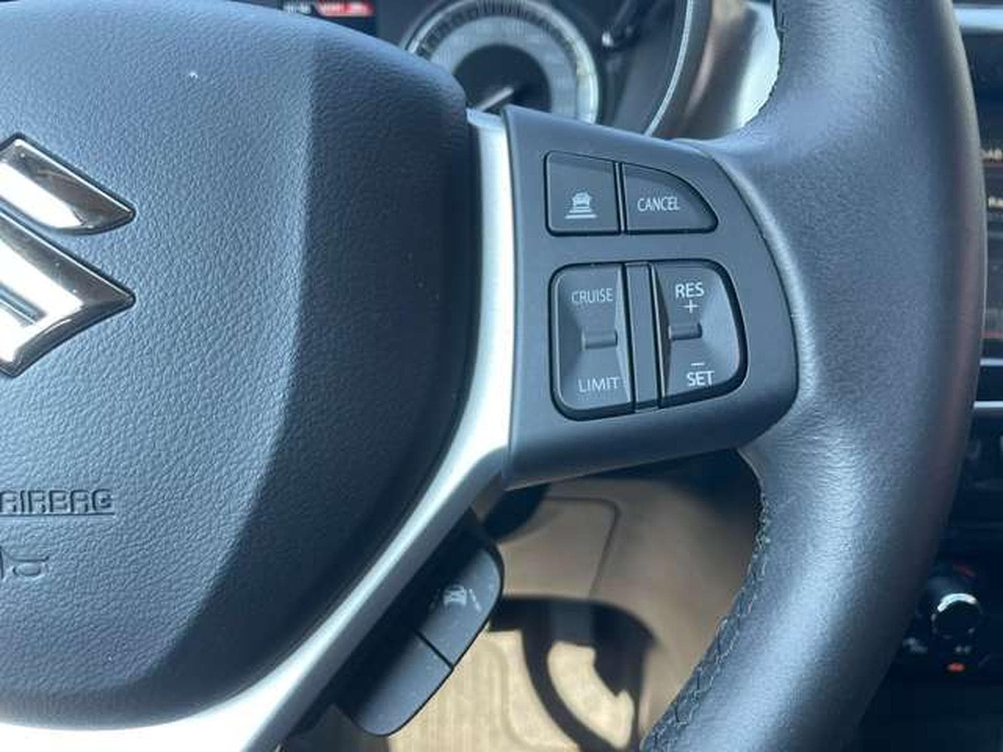 Suzuki Vitara 1.4 4x4 Hybride GARANTIE JUSQU'A 03/2030 (2023) - Photo 14