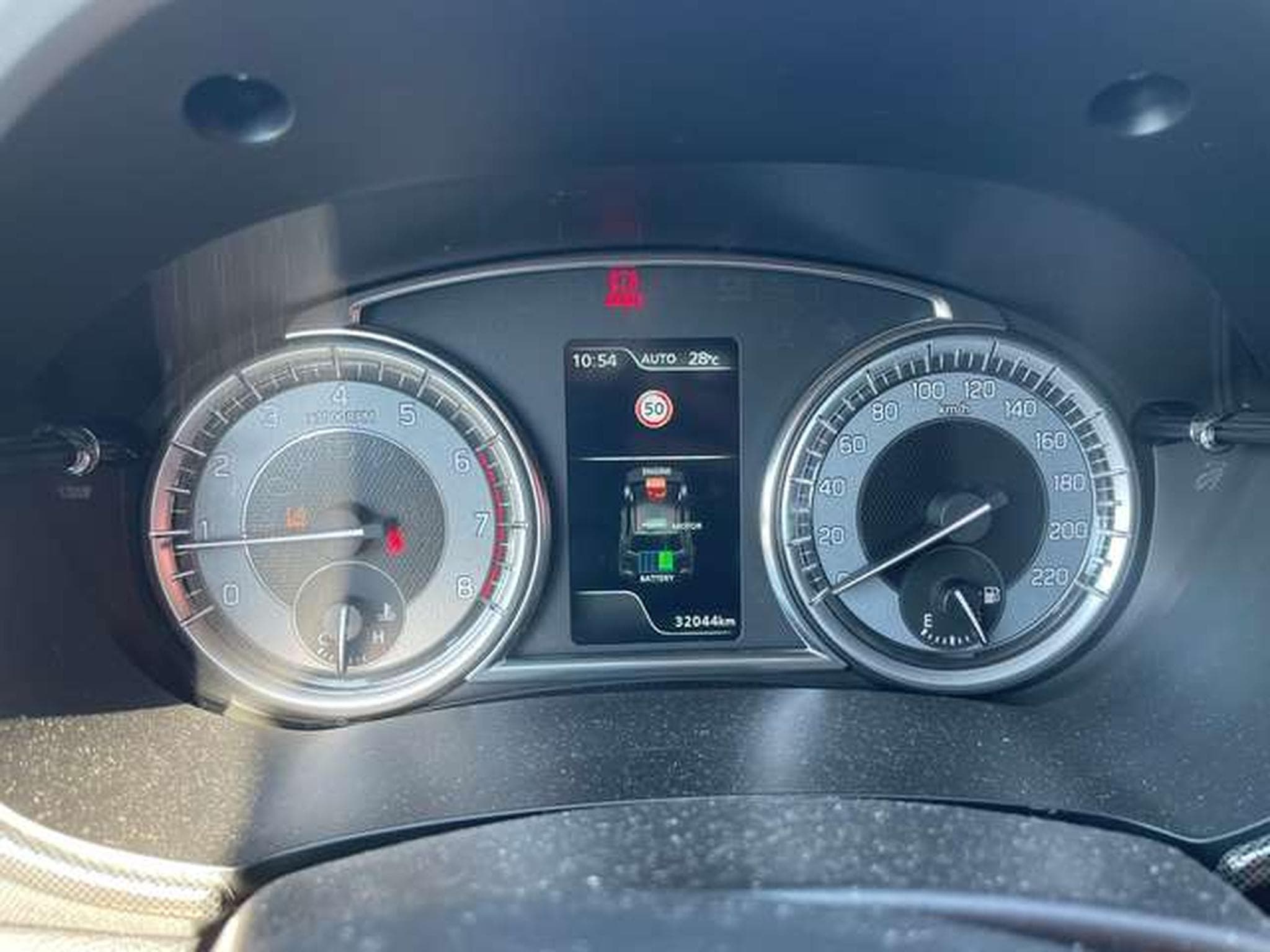 Suzuki Vitara 1.4 4x4 Hybride GARANTIE JUSQU'A 03/2030 (2023) - Photo 15