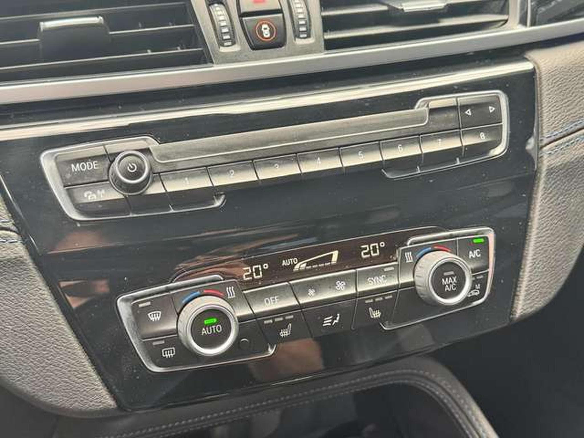BMW X1 X1 18i. M Sport jusqu'à 48 mois de garantie (2021) - Foto 19