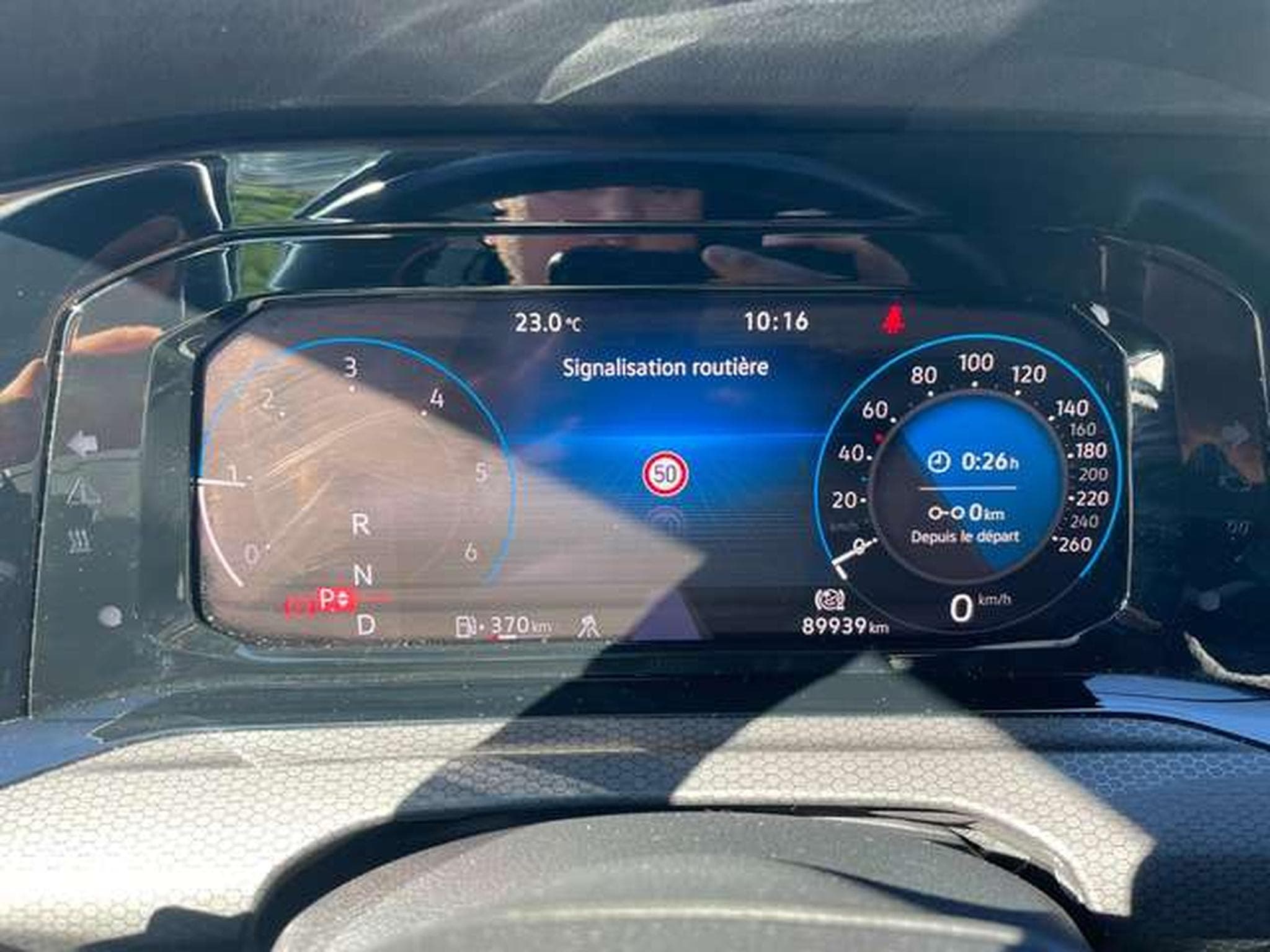 VW Golf 8 GTD 2.0 TDI SCR DSG - GARANTIE JUSQU'A 36 MOIS (2022) - Photo 17