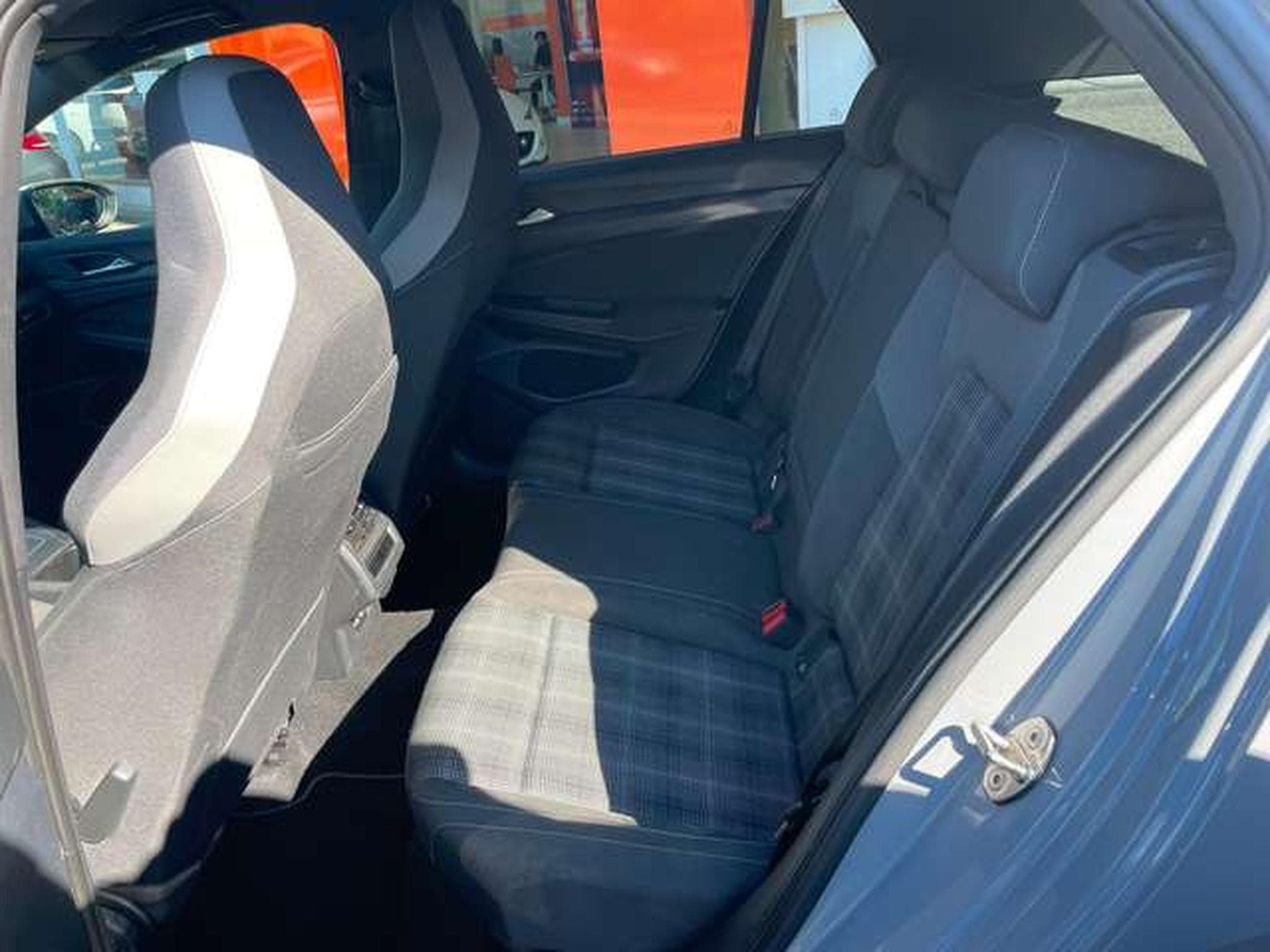 VW Golf 8 GTD 2.0 TDI SCR DSG - GARANTIE JUSQU'A 36 MOIS (2022) - Photo 25