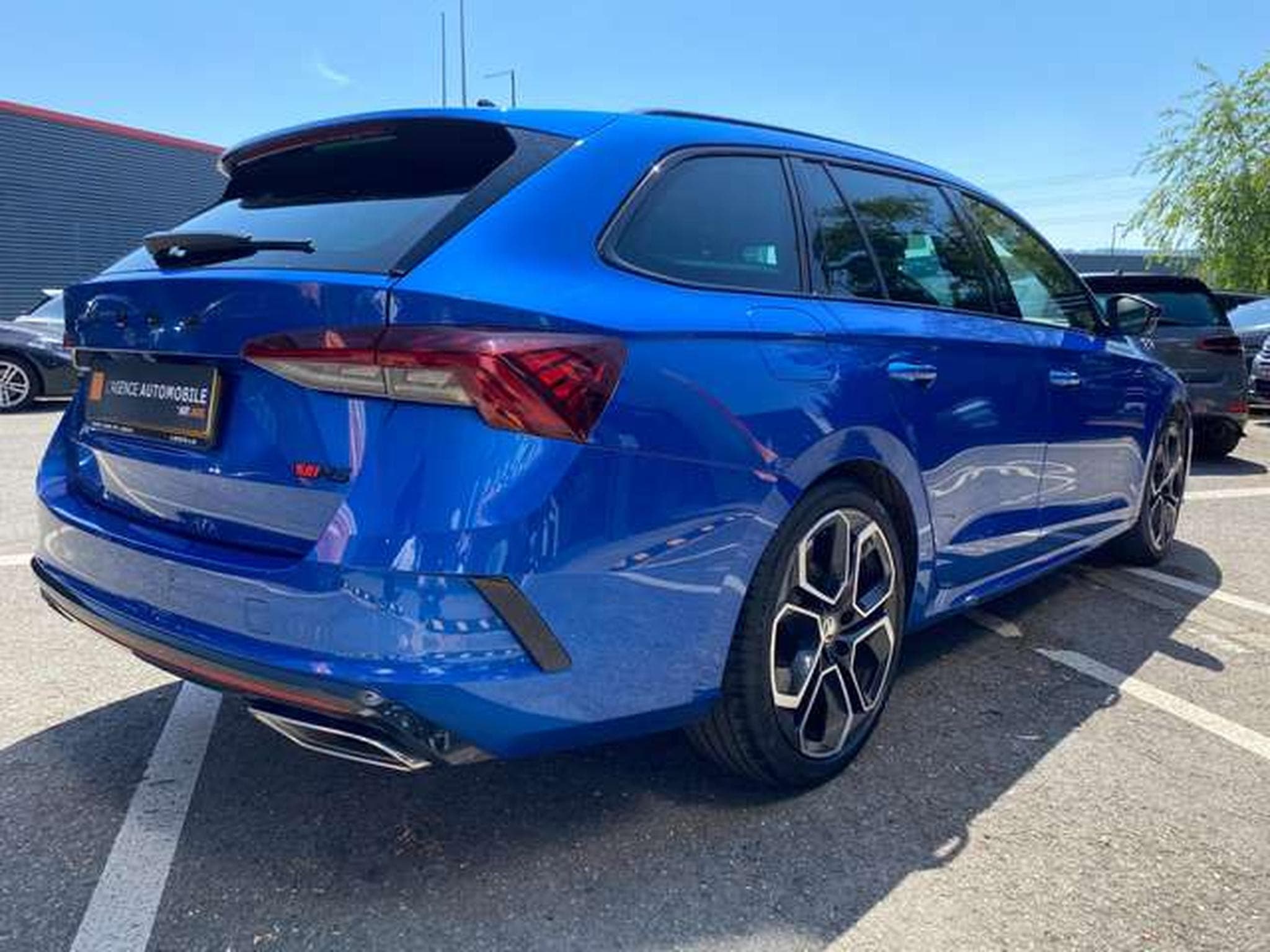Skoda Octavia Octavia Combi 2.0 TDI DSG RS (2021) - Foto 5