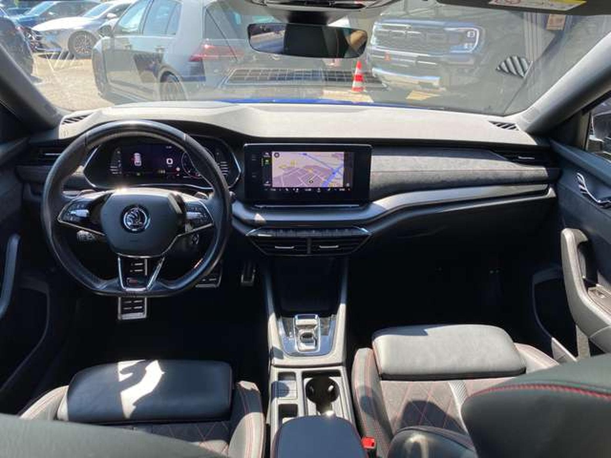 Skoda Octavia Octavia Combi 2.0 TDI DSG RS (2021) - Foto 18