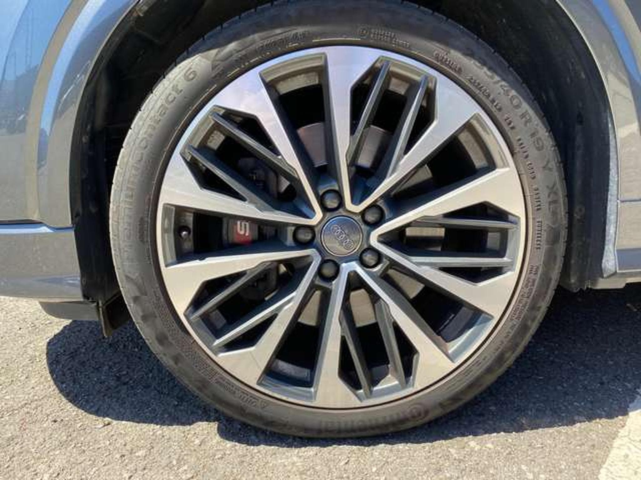 Audi SQ2 SQ2 TFSI quattro S tronic (2020) - Foto 20