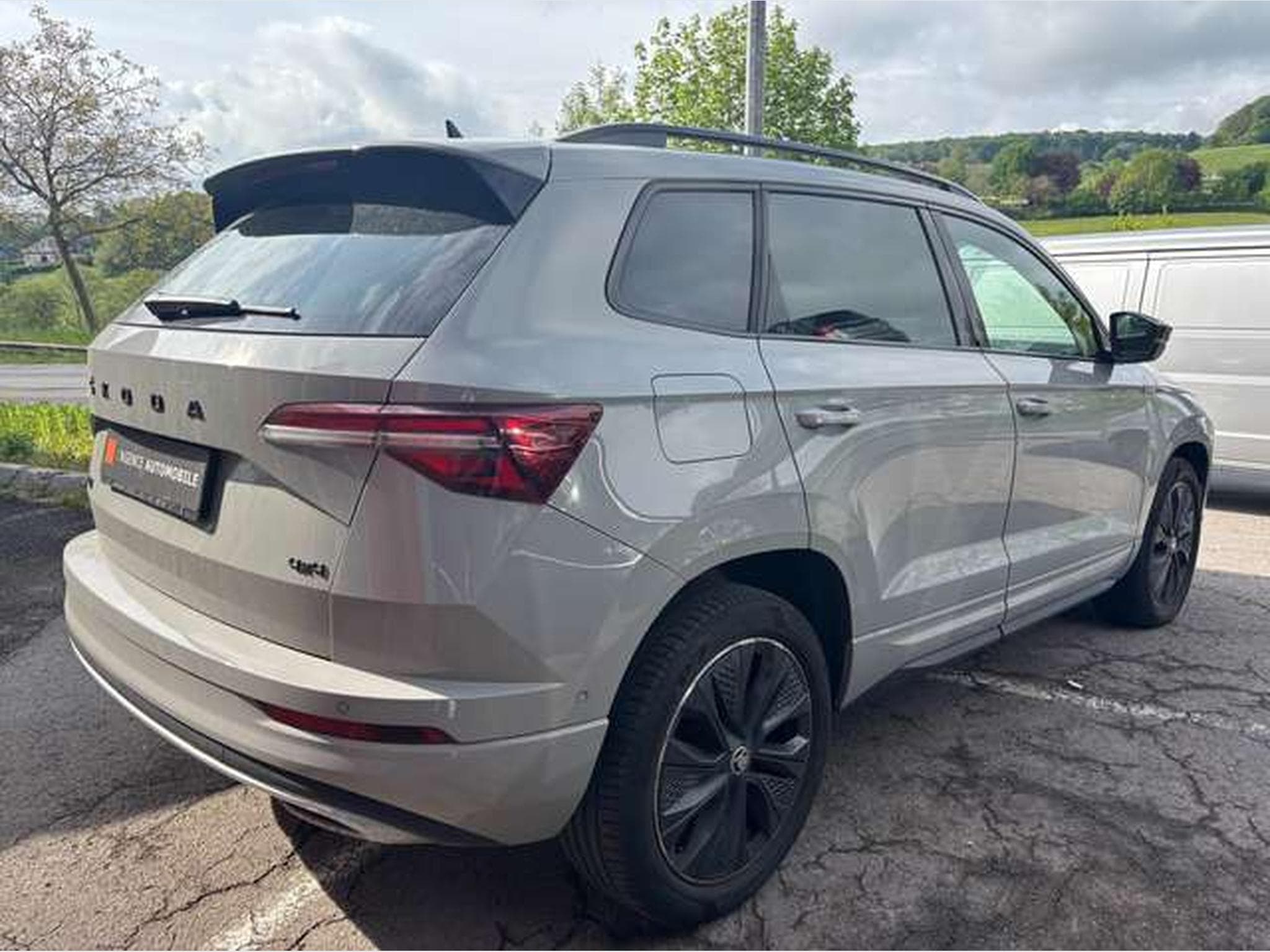 Skoda Karoq 2.0 TSI 4x4 DSG Sportline-GARANTIE JUSQU'A 48 MOIS (2023) - Foto 6