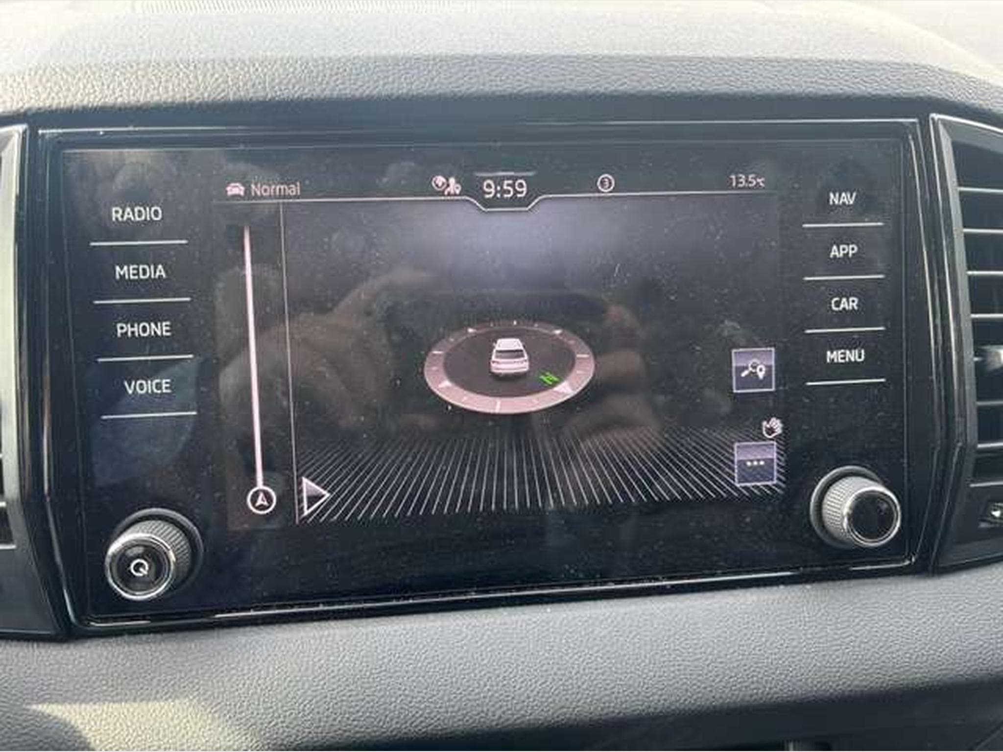 Skoda Karoq 2.0 TSI 4x4 DSG Sportline-GARANTIE JUSQU'A 48 MOIS (2023) - Foto 15