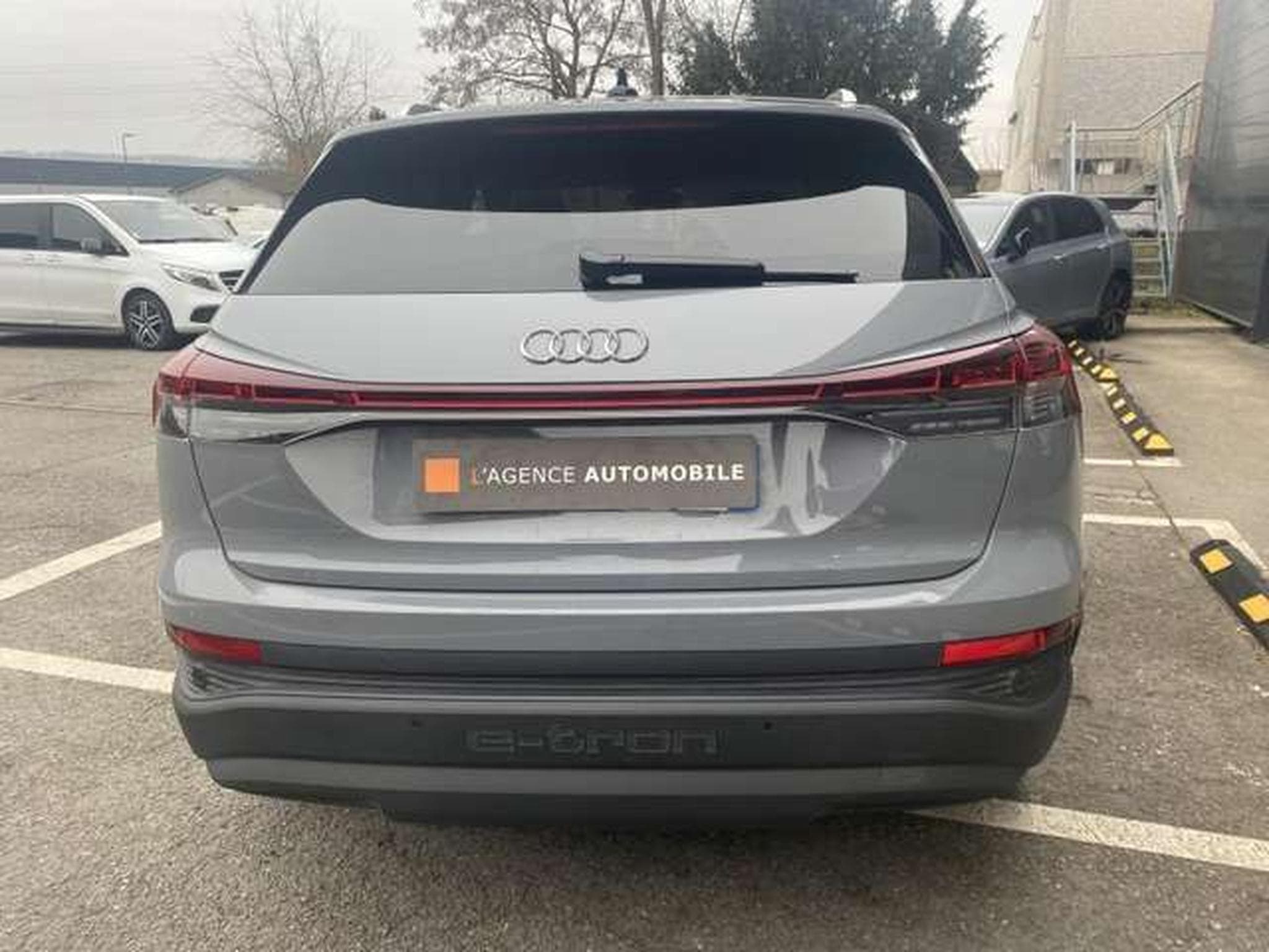 Audi Q4 e-tron 45 design edition - JUSQU'A 48 MOIS DE GARANTIE (2024) - Photo 7