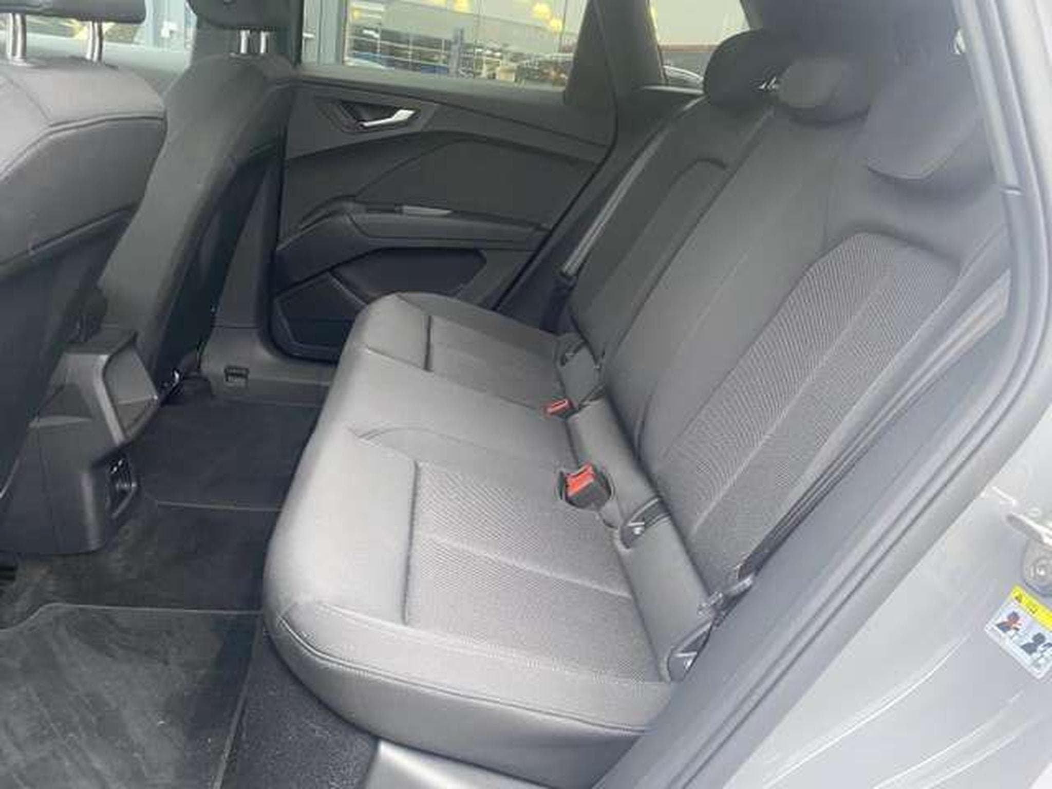 Audi Q4 e-tron 45 design edition - JUSQU'A 48 MOIS DE GARANTIE (2024) - Photo 14