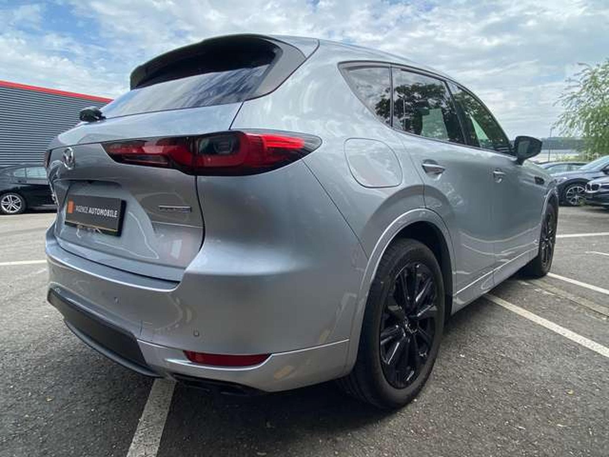 Mazda CX-60 CX-60 AWD PHEV Aut. HOMURA (2024) - Foto 5