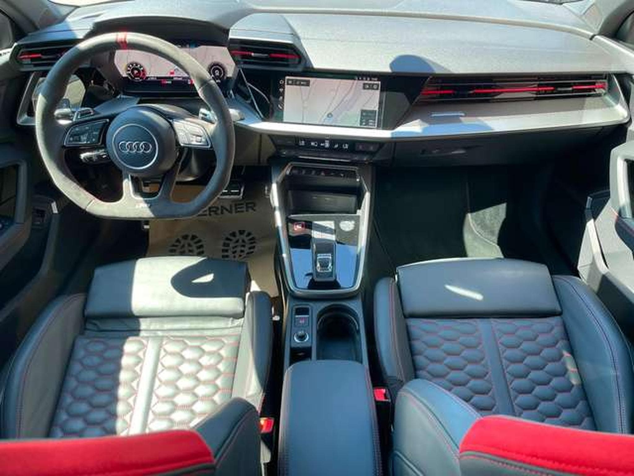 Audi RS3 Sportback 4x4 CherryBlack GARANTIE JUSQU'A 3 ANS (2022) - Foto 17