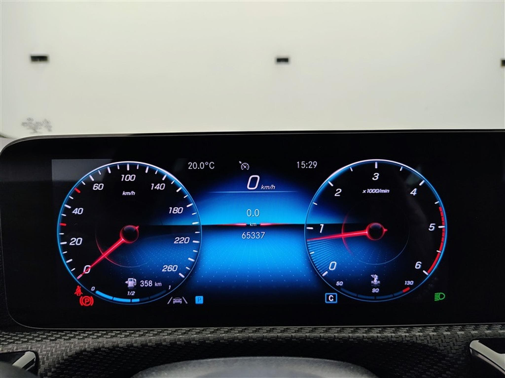 Mercedes CLA 180 180d Business Solution NAVI/FULL LED/JA16/PDC AV AR (2021) - Photo 10