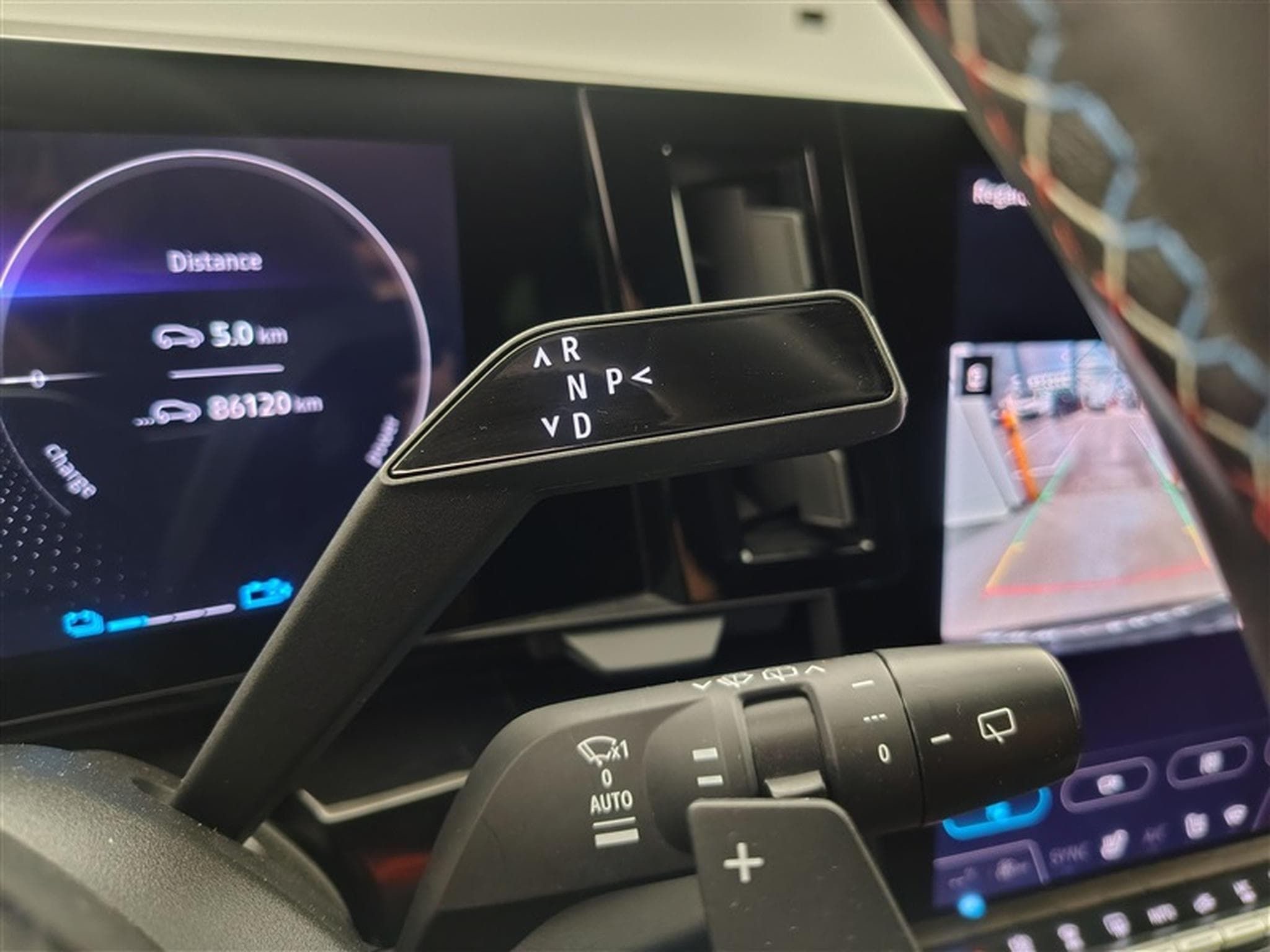 Renault Espace E-Tech HEV Esprit Alpine 7pl. NAVI / FULL LED / CAMERA 360° (2024) - Foto 12