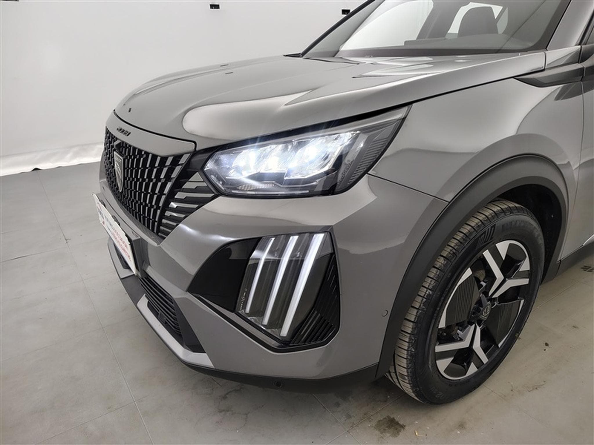 Peugeot 2008 1.2 PureTech 130Cv EAT8 Allure NAVI / CARPLAY / S-CUIR (2024) - Foto 15