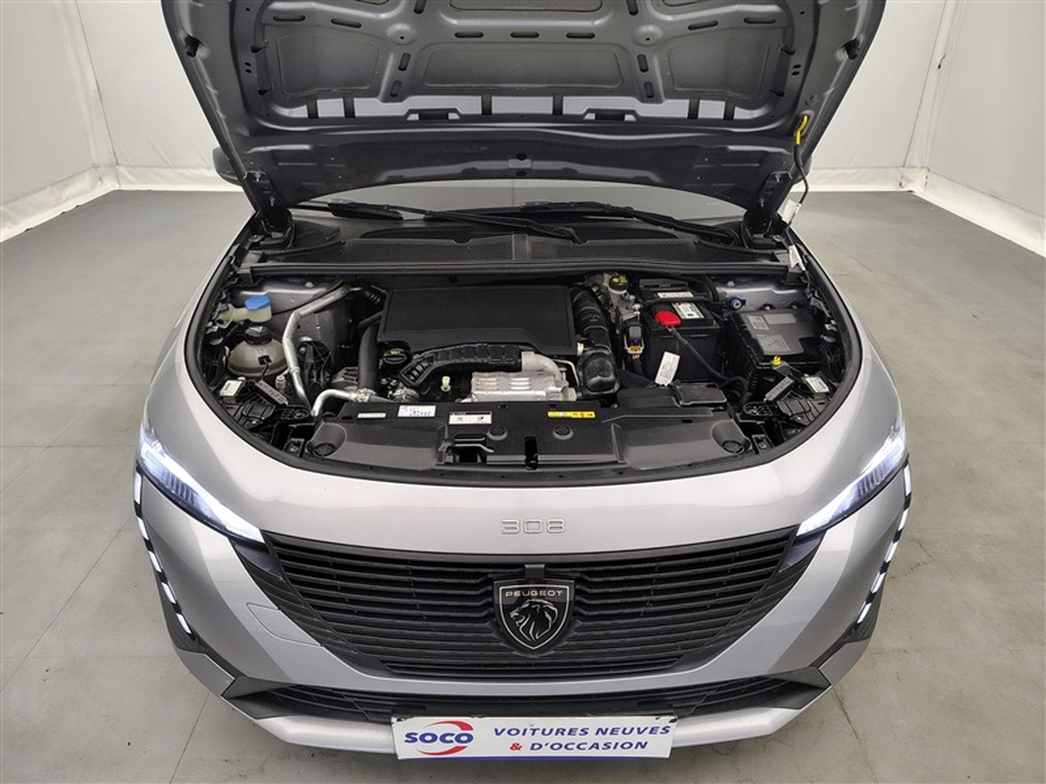Peugeot 308 1.2 PureTech110cv  Active Pack NAVI / FULL LED / PDC AR (2022) - Photo 19