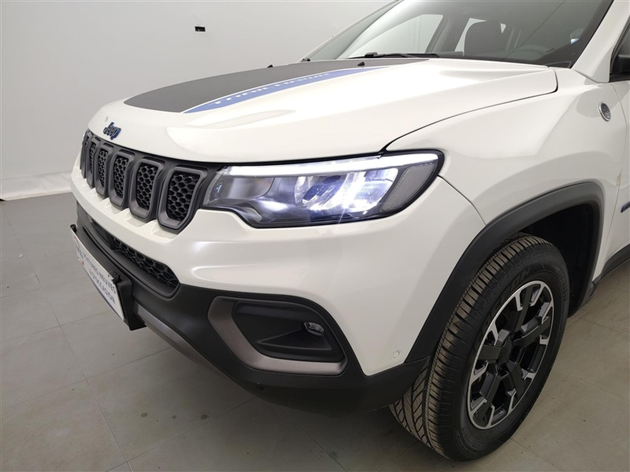 Jeep Compass PHEV 1.3 Turbo eAWD Trailhawk (2023) - Foto 15