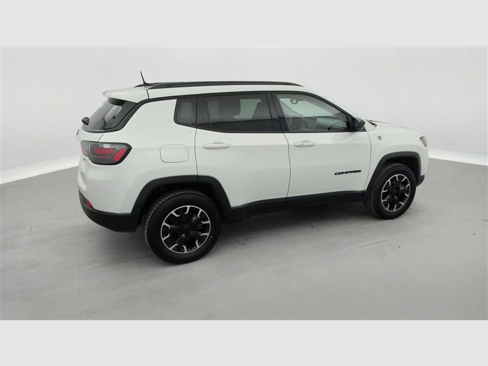 Jeep Compass PHEV 1.3 Turbo eAWD Trailhawk (2023) - Foto 25