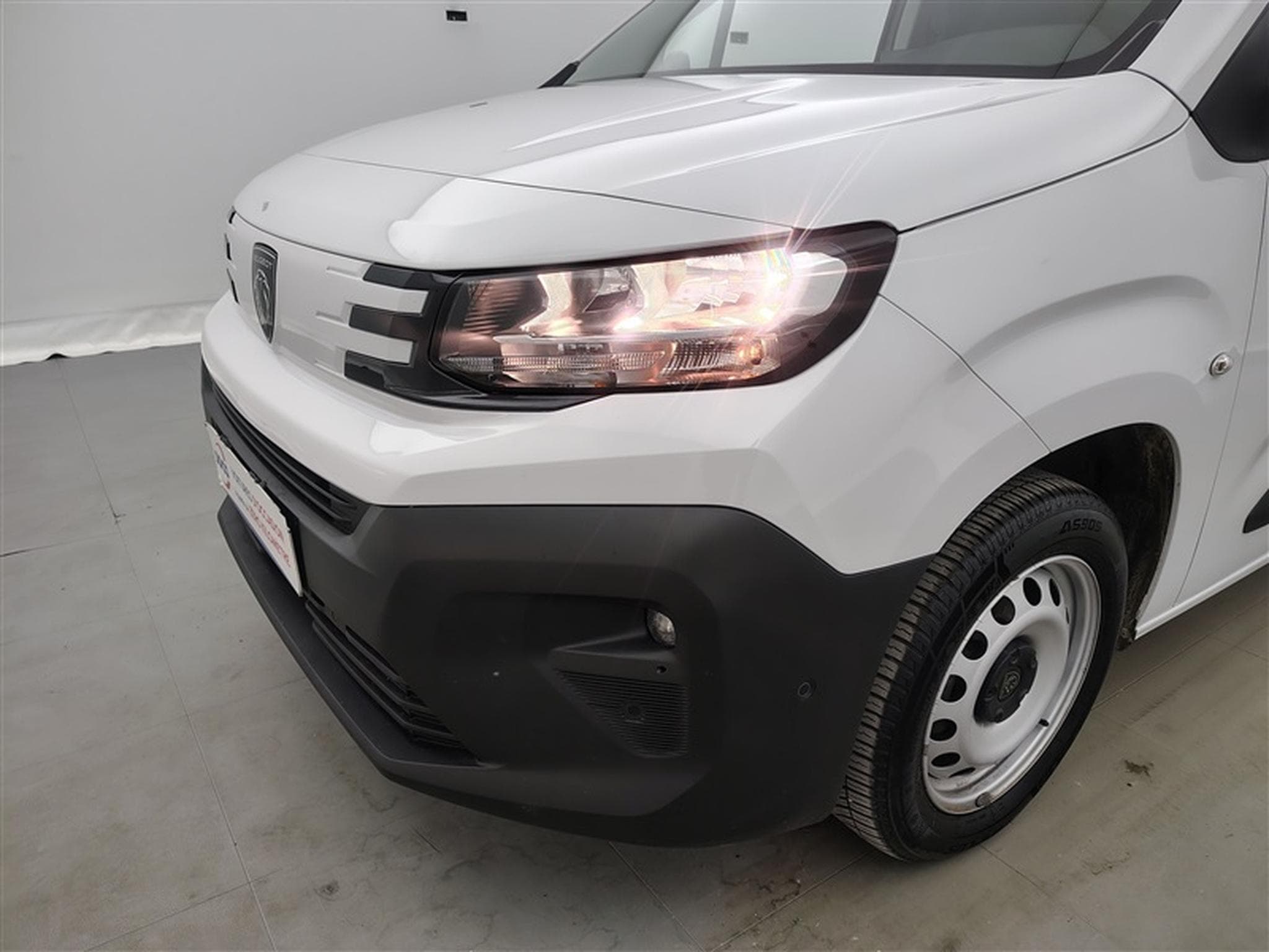 Peugeot Partner 1.5 BlueHDi L1 STD Light S/S (2024) - Foto 15
