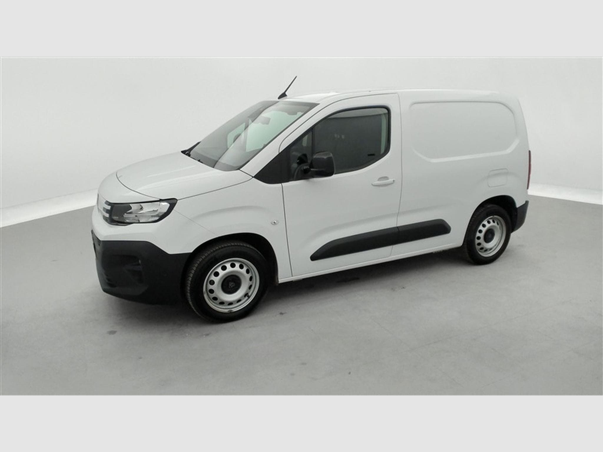 Peugeot Partner 1.5 BlueHDi L1 STD Light S/S (2024) - Foto 21
