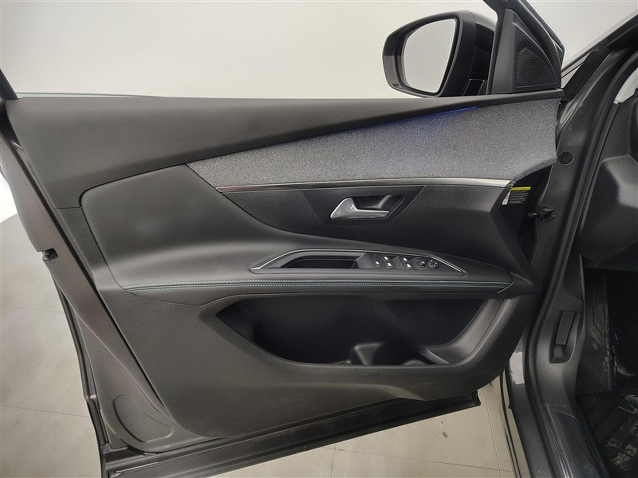 Peugeot 5008 1.2 PureTech 130cv EAT8 Allure  7Pl Navi / Led / PDC+Caméra (2021) - Photo 16