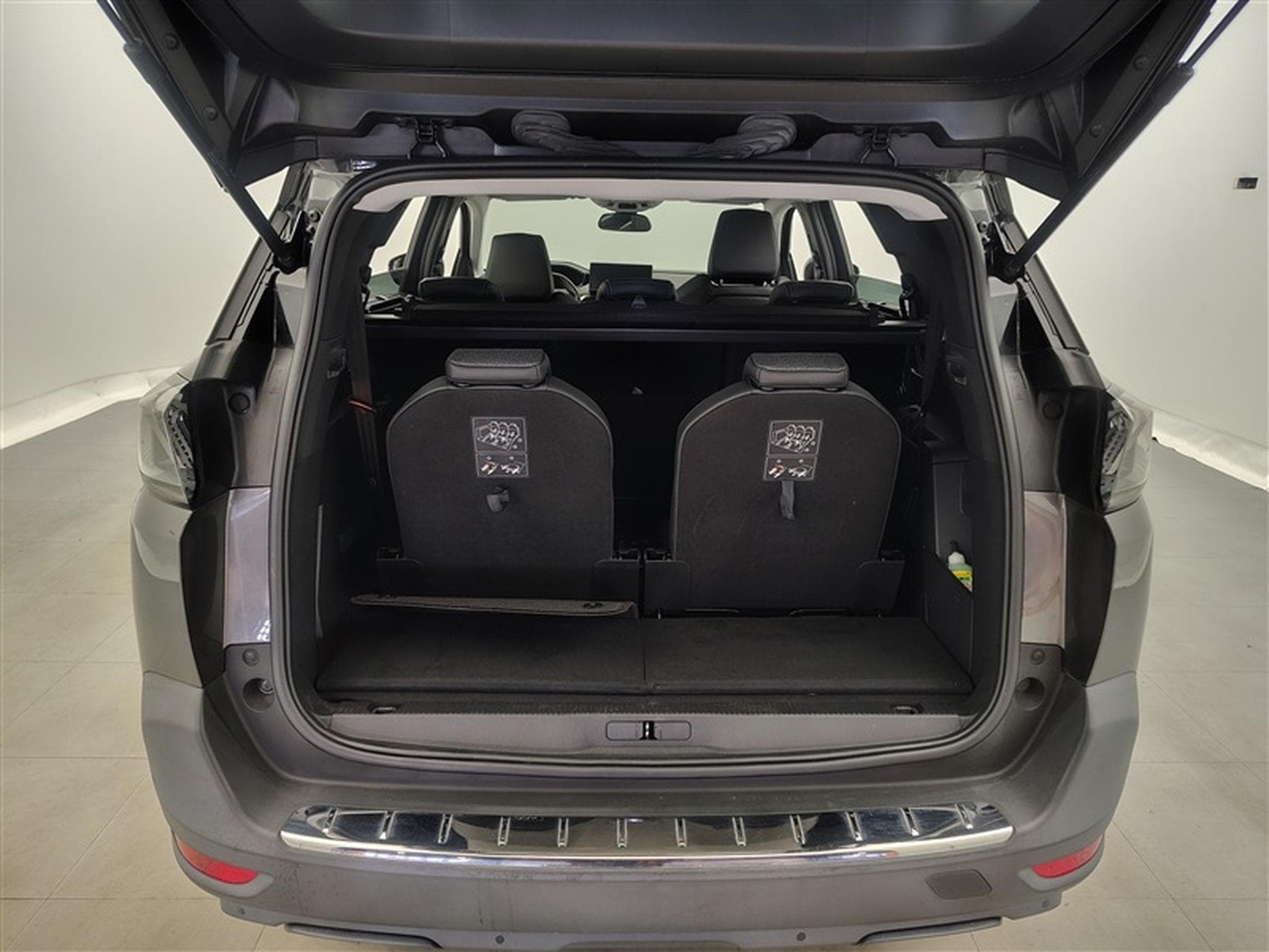 Peugeot 5008 1.2 PureTech 130cv EAT8 Allure  7Pl Navi / Led / PDC+Caméra (2021) - Photo 14