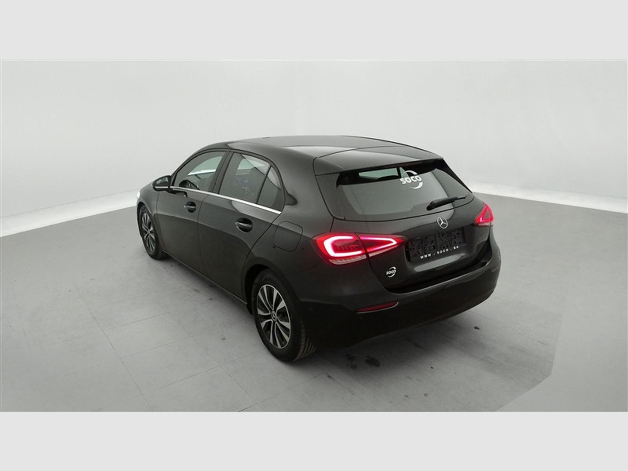 Mercedes A 180 d Business Solution (2020) - Foto 2
