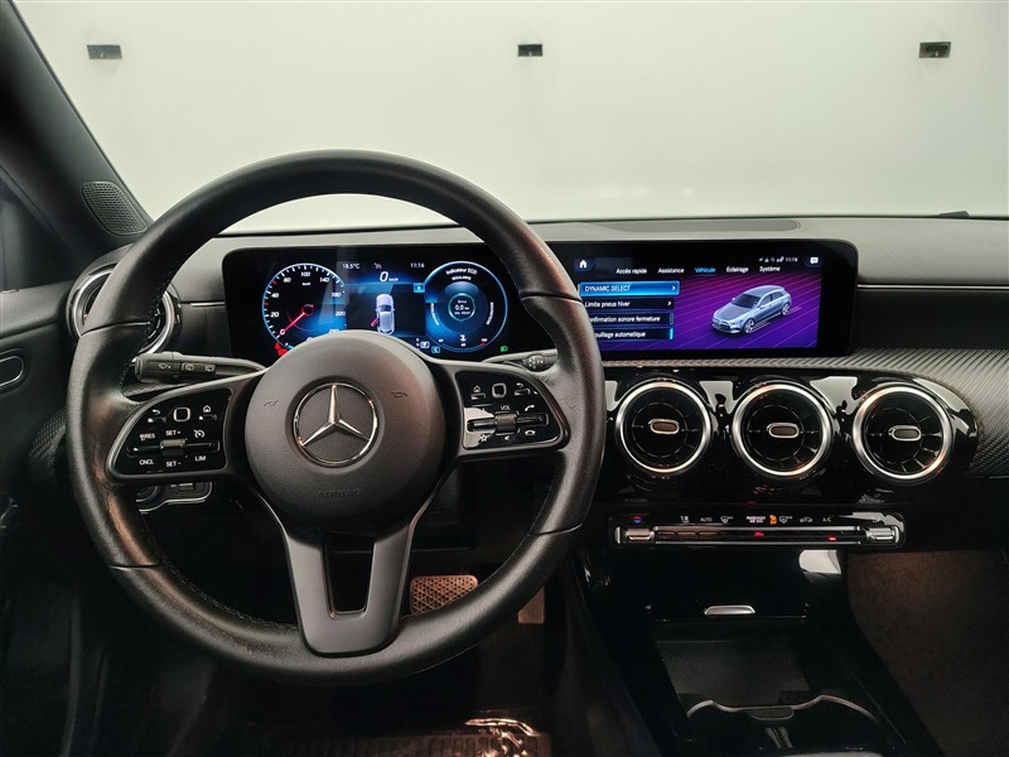 Mercedes A 180 d Business Solution (2020) - Foto 9