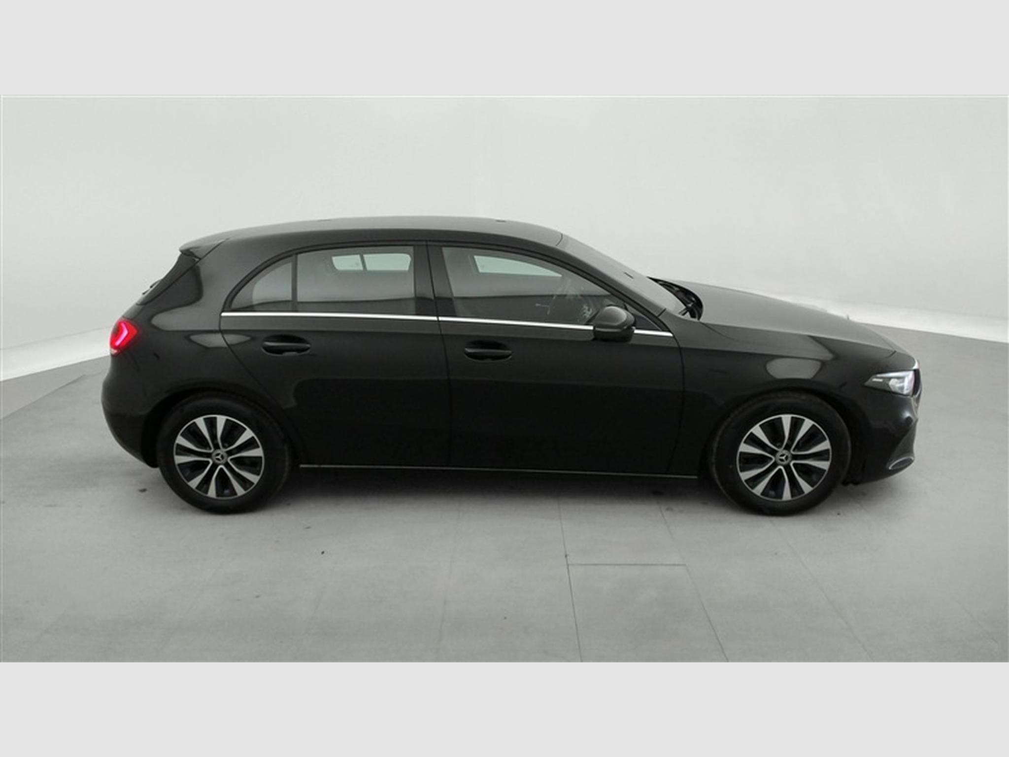 Mercedes A 180 d Business Solution (2020) - Foto 23