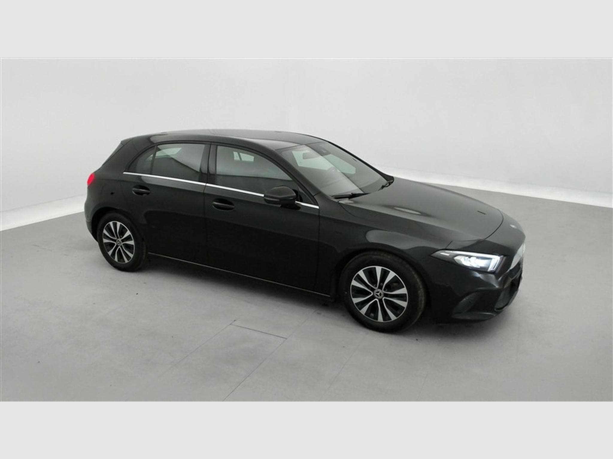 Mercedes A 180 d Business Solution (2020) - Foto 22