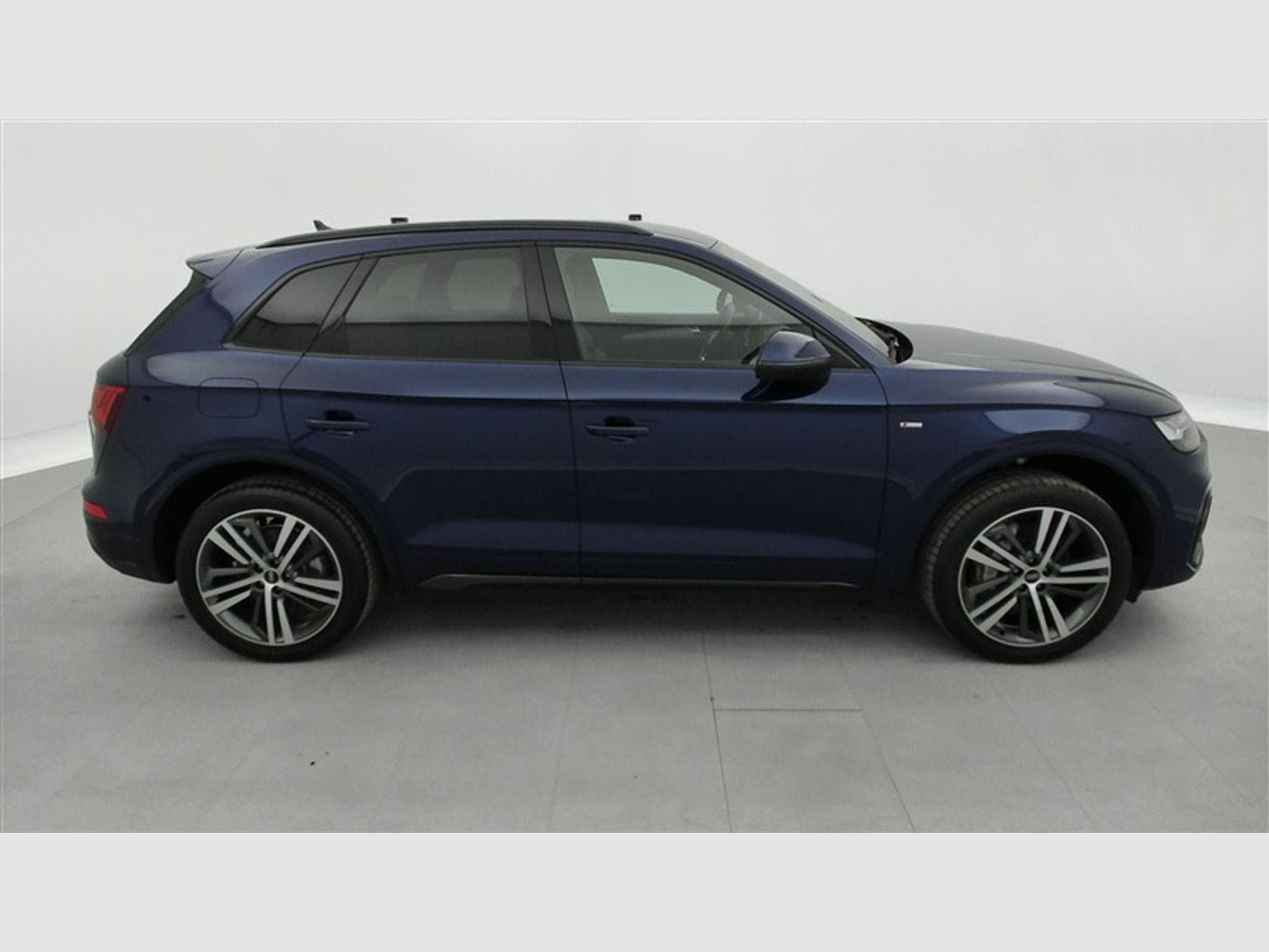 Audi Q5 PHEV 50 TFSIe Quattro S-Line NAVI / CAMERA / FULL LED (2024) - Foto 25