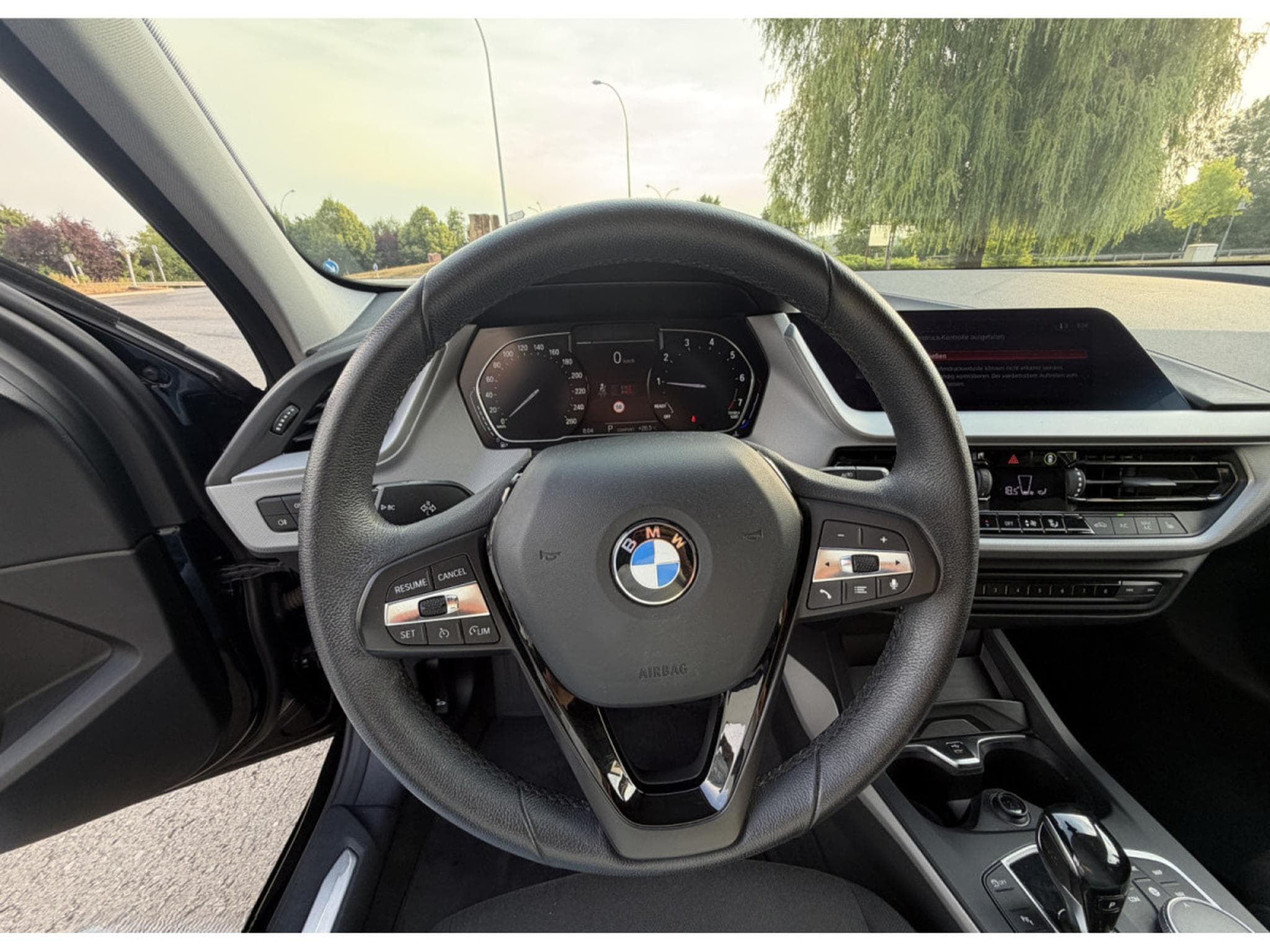 BMW 118 118i BUSINESS PACKAGE, TEMPOMAT, SIEGES CHAUFFANT (2019) - Foto 9