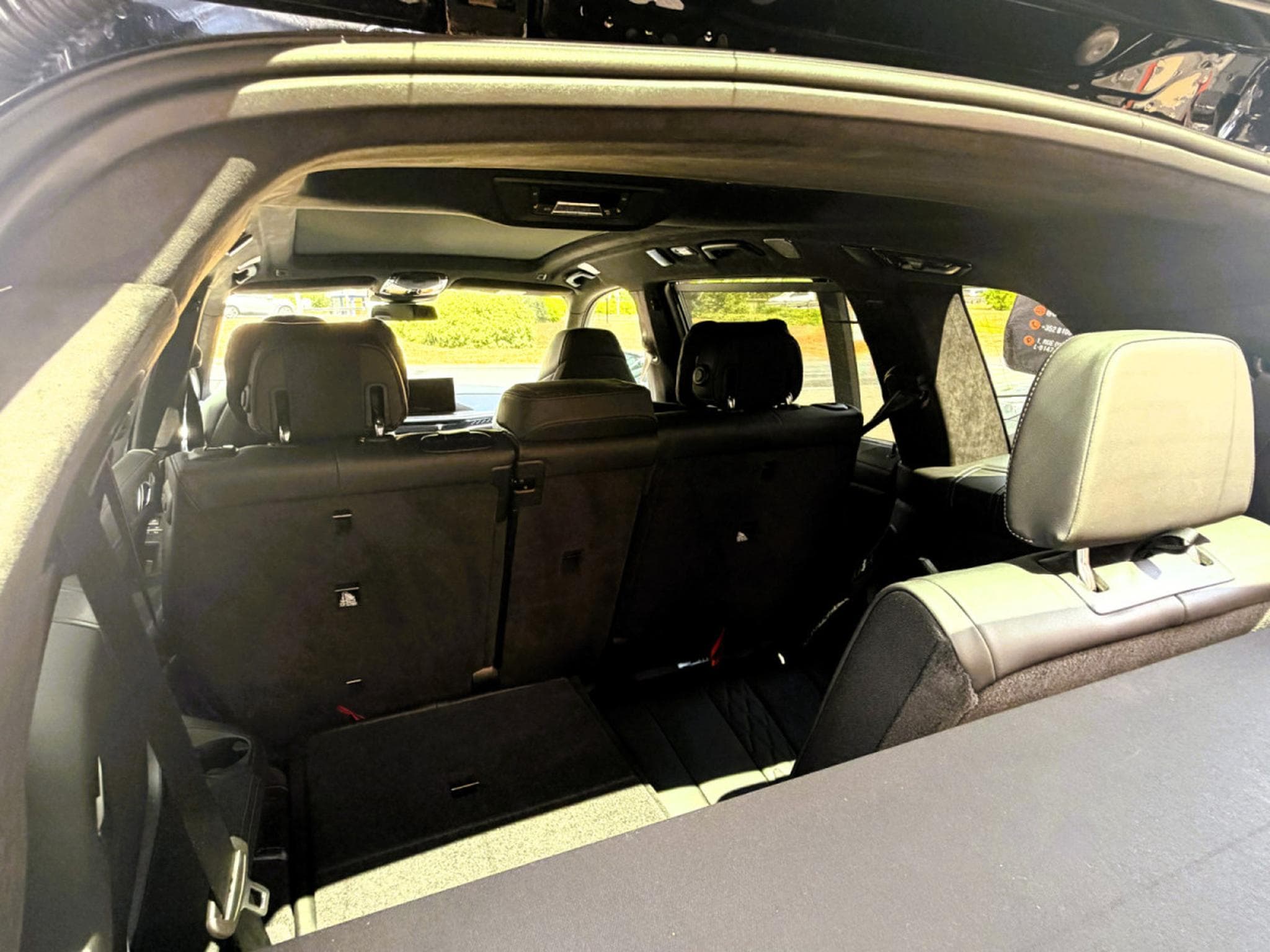 BMW X7 M60i FULL SKY LOUNGE, B&W, 23" PPF, KRISTALL ICONIC GLOW (2025) - Foto 10