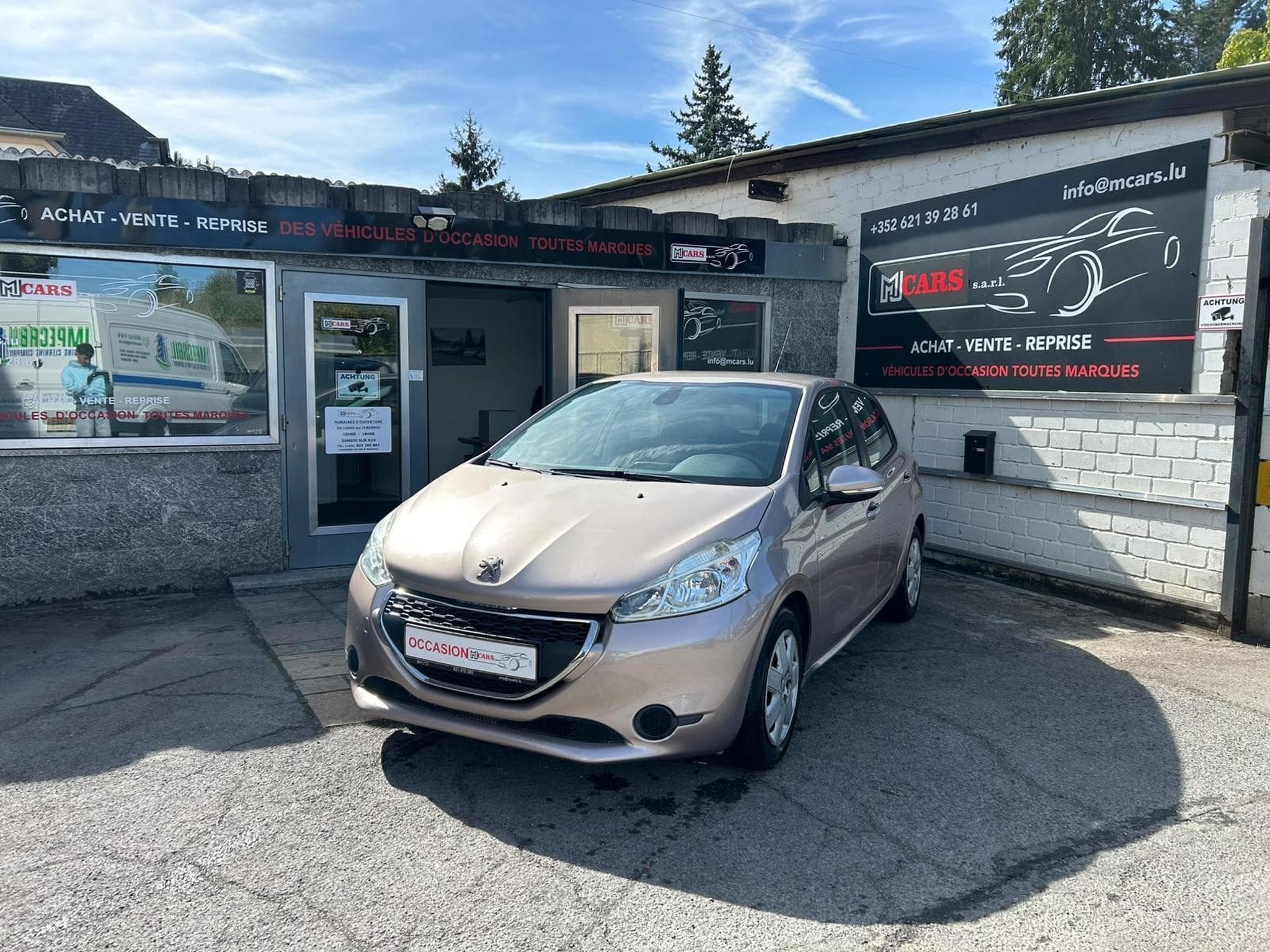 Peugeot 208 1.2 AUTOMATIQUE 5 PORTES (2014) - Photo 1