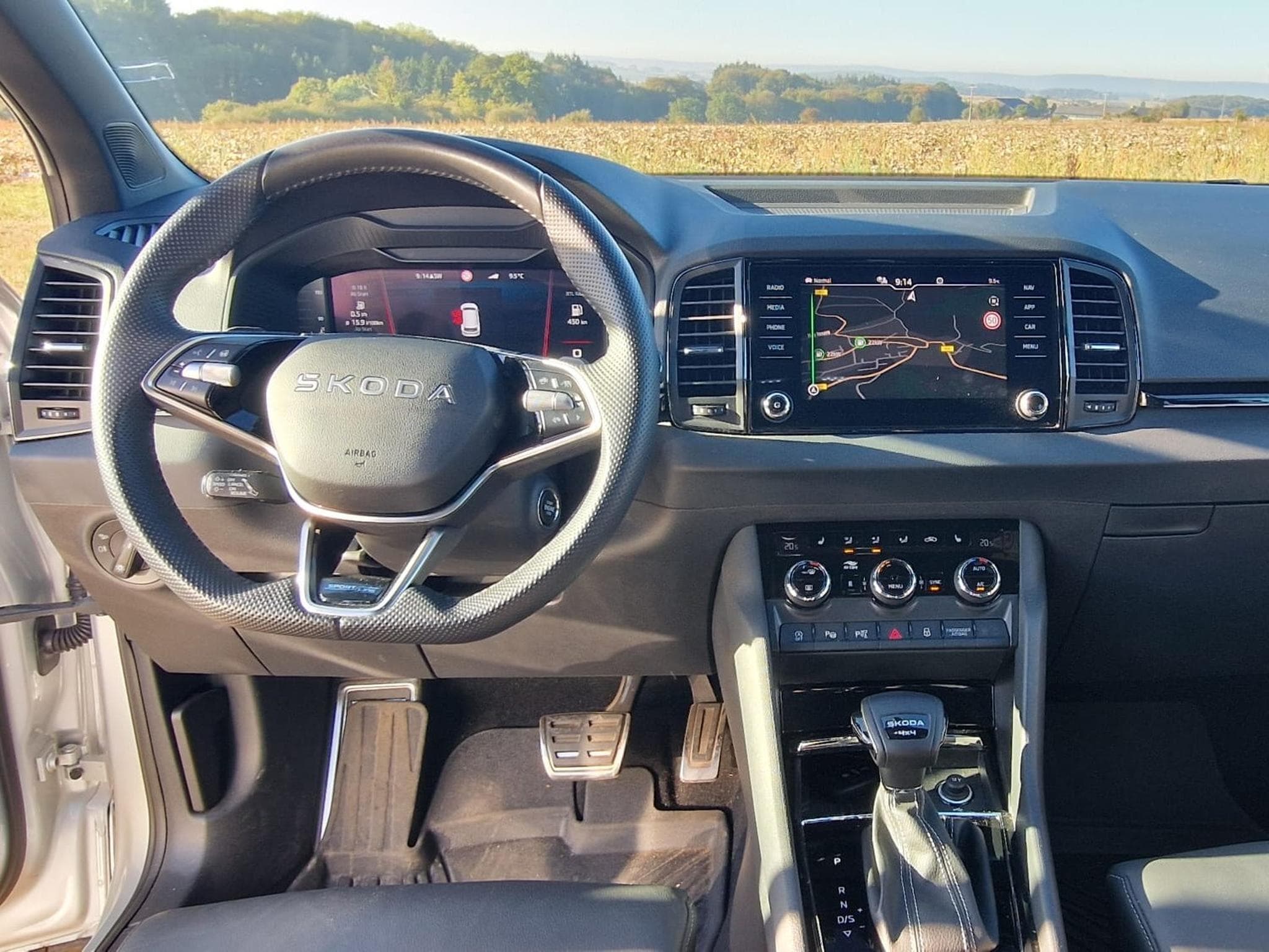 Skoda Karoq Sportline (2025) - Foto 4