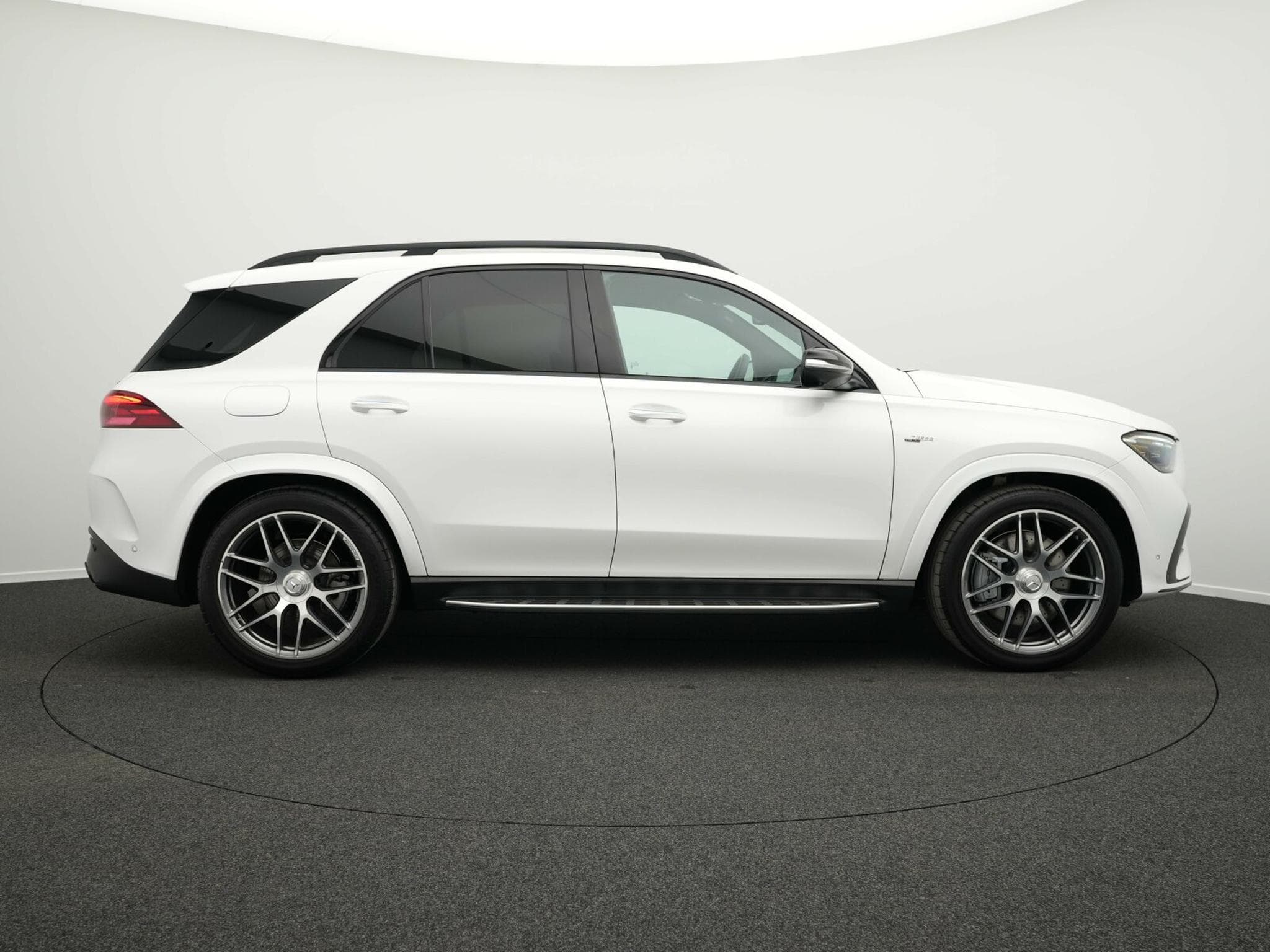 Mercedes GLE 53 AMG 4MATIC+ Multi+Pano+AHK+Burm+22" (2024) - Photo 5
