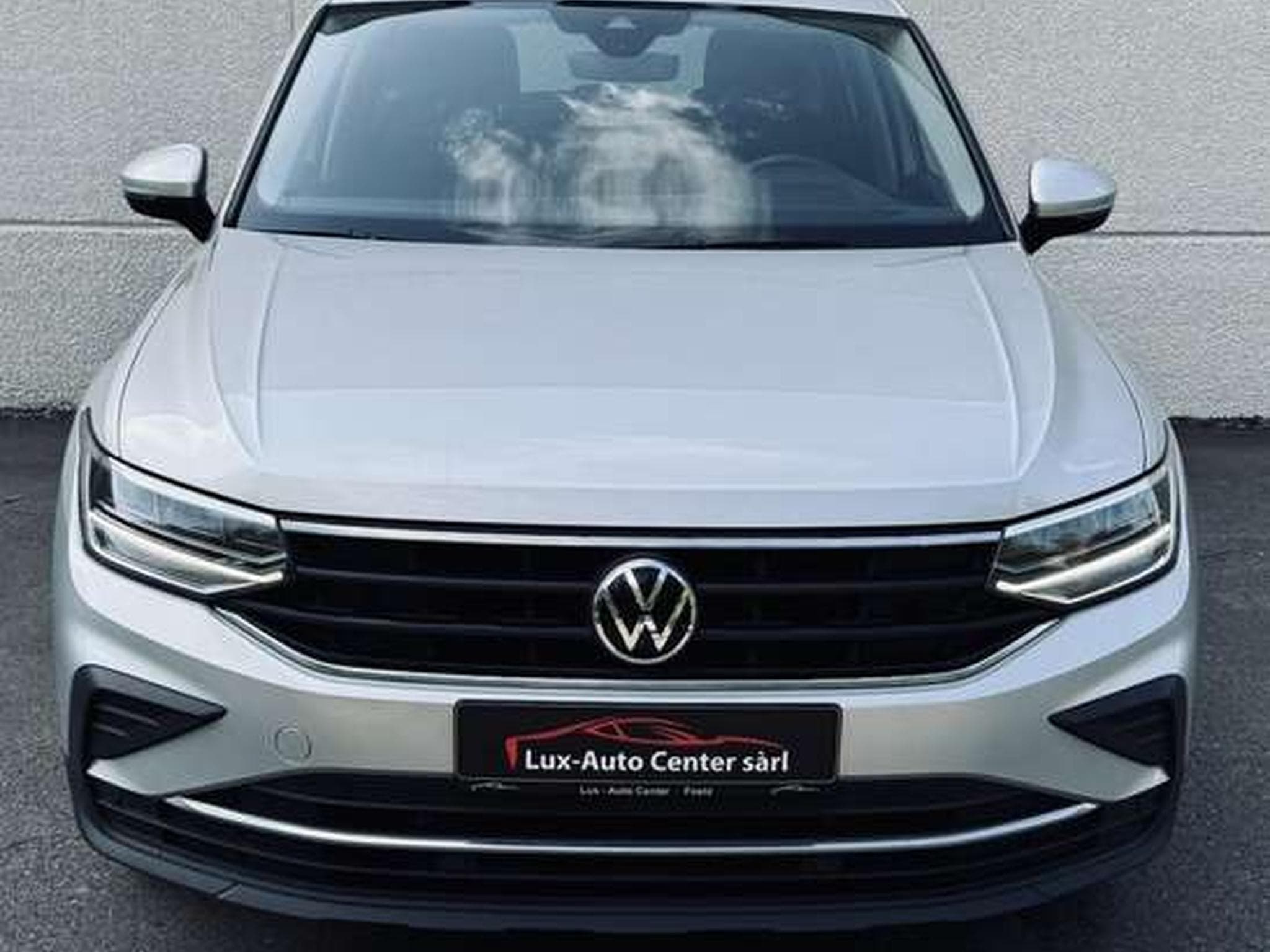 VW Tiguan 1.5 TSI Life OPF DSG (2021) - Foto 2