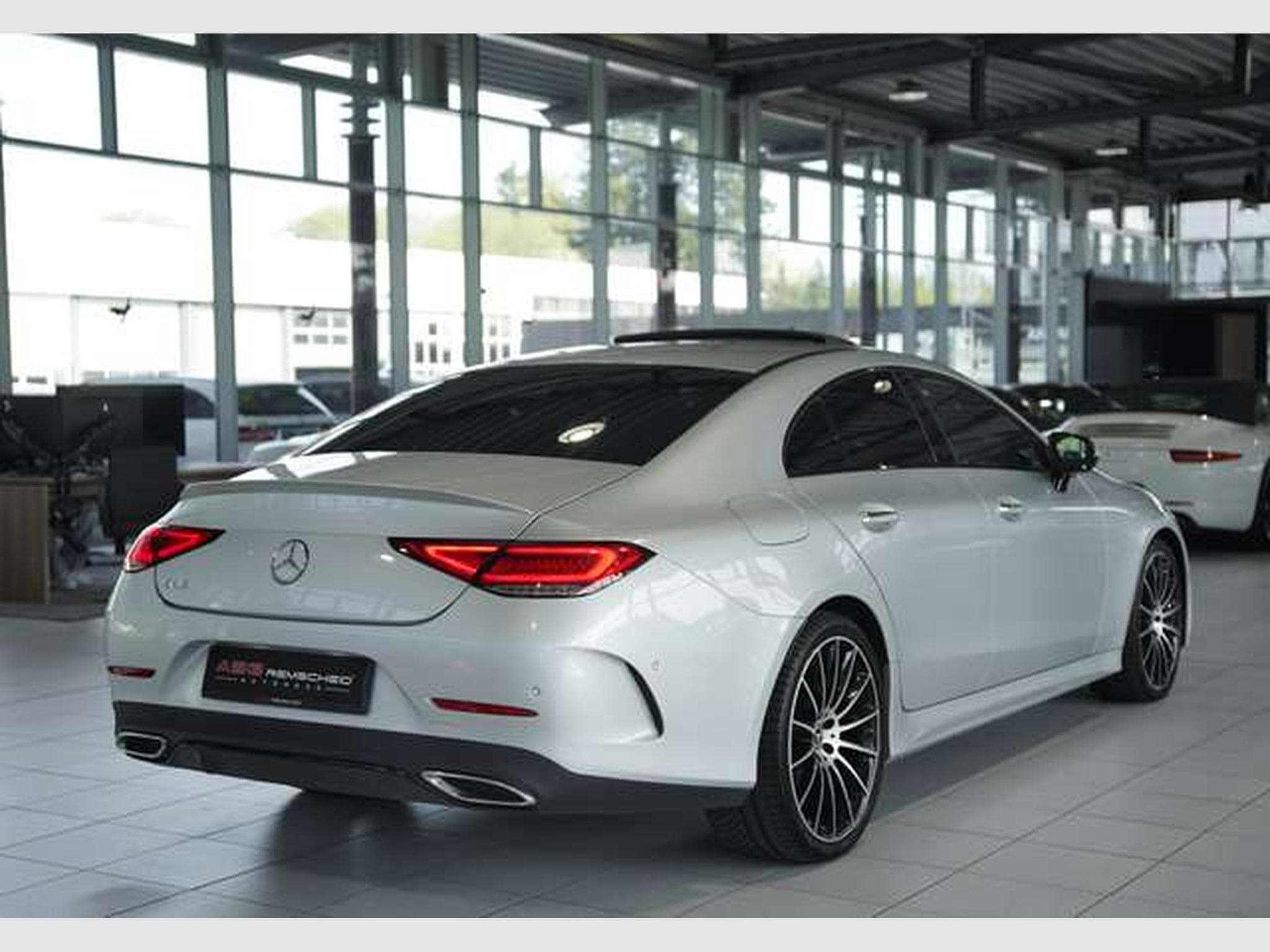 Mercedes CLS 350 d 4M AMG Line*2.H *20 *GSD*BURM*Night (2021) - Photo 9