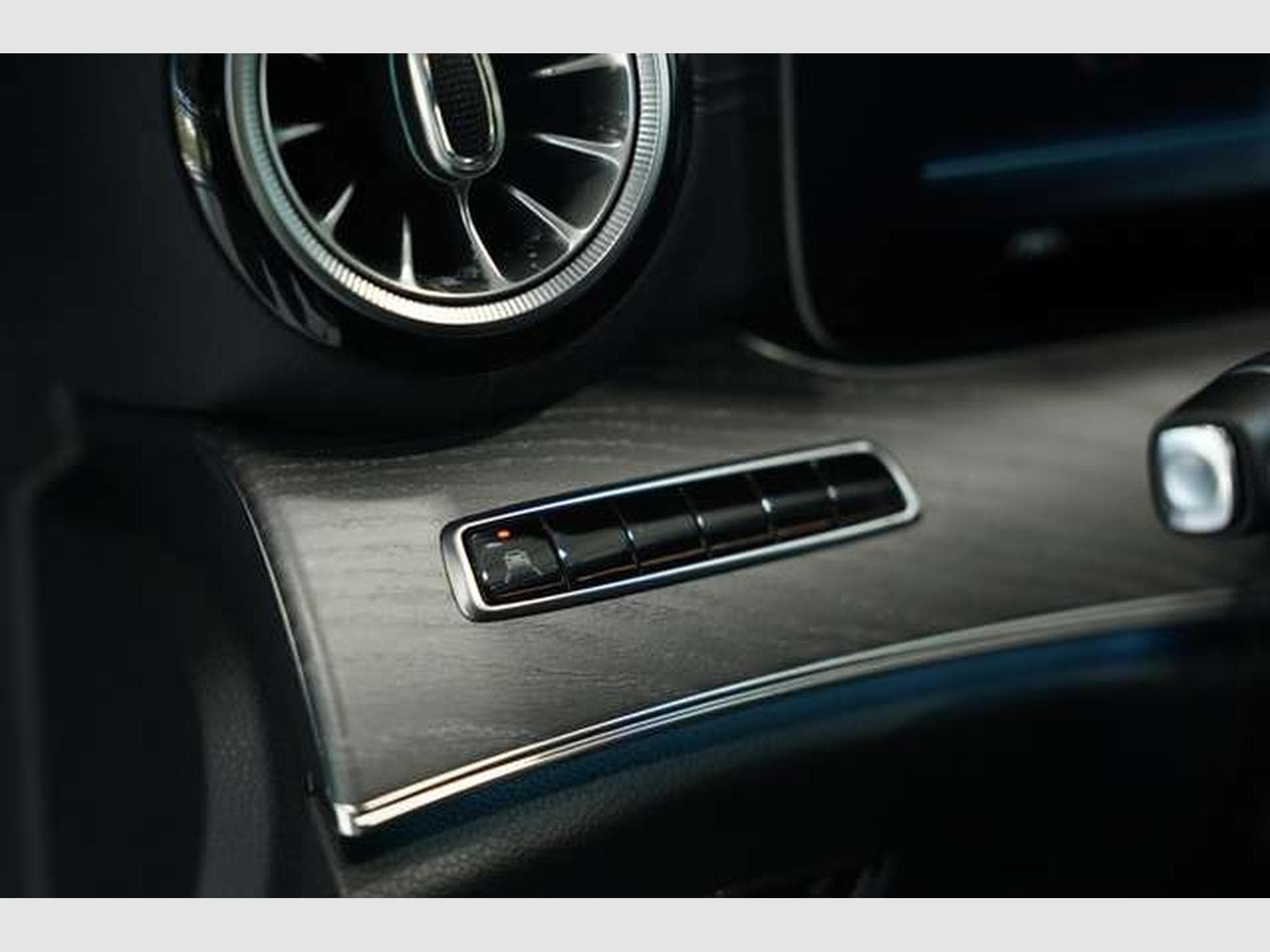 Mercedes CLS 350 d 4M AMG Line*2.H *20 *GSD*BURM*Night (2021) - Photo 26