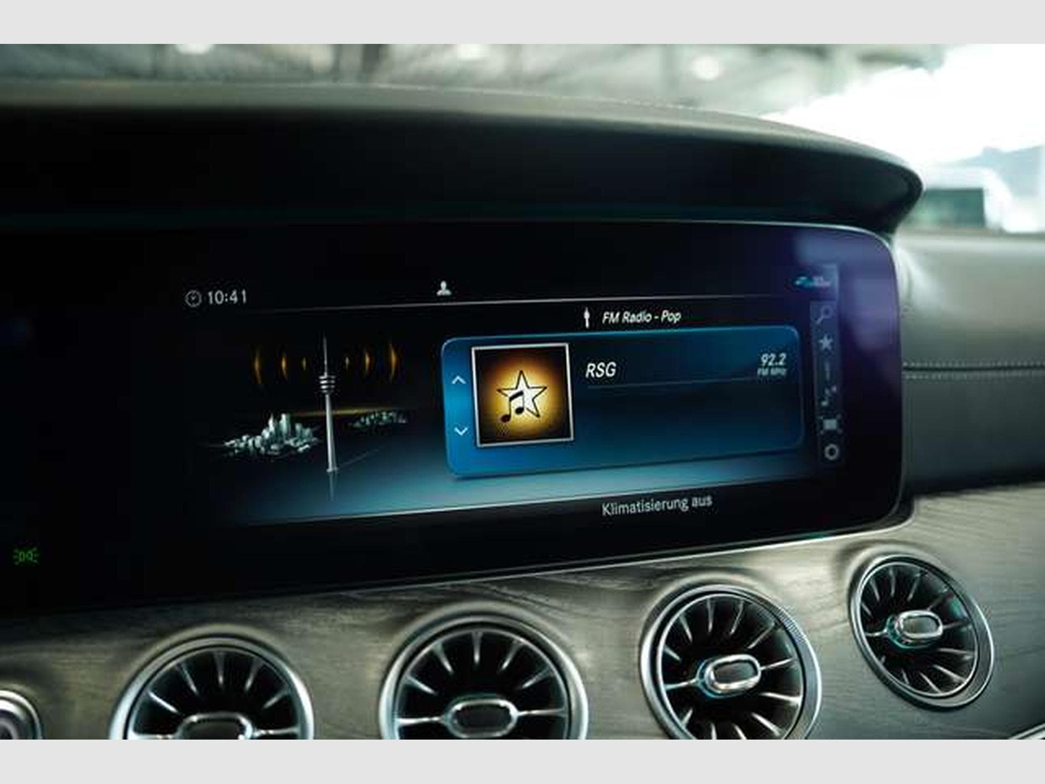 Mercedes CLS 350 d 4M AMG Line*2.H *20 *GSD*BURM*Night (2021) - Photo 35