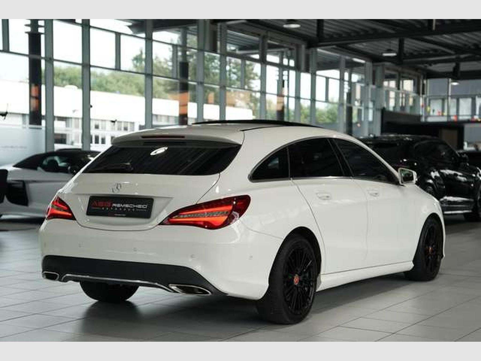Mercedes CLA 220 4M Urban *18 *Pano*Navi (2016) - Photo 7