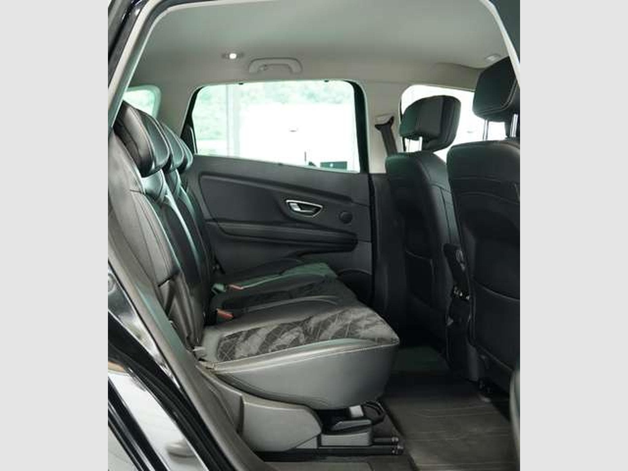 Renault Scenic Grand Black Edition *1.H *7-Sitzer *ACC (2021) - Photo 22