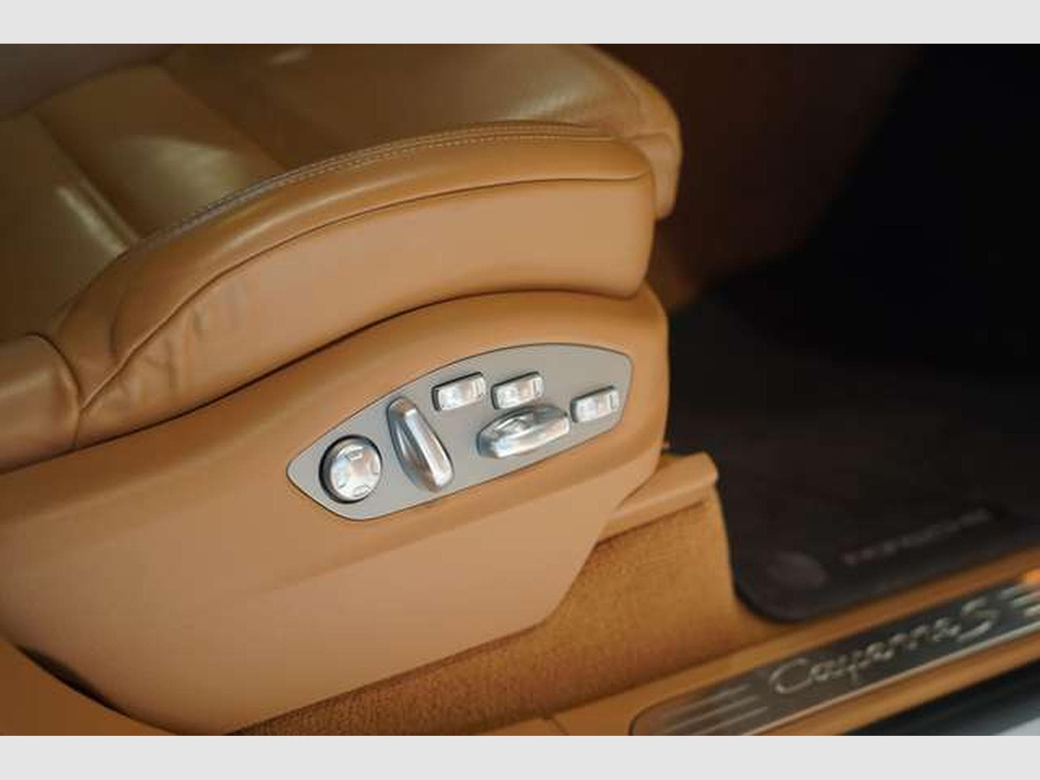 Porsche Cayenne S Diesel Sport Design *21 *Pano *LUFT (2016) - Photo 20