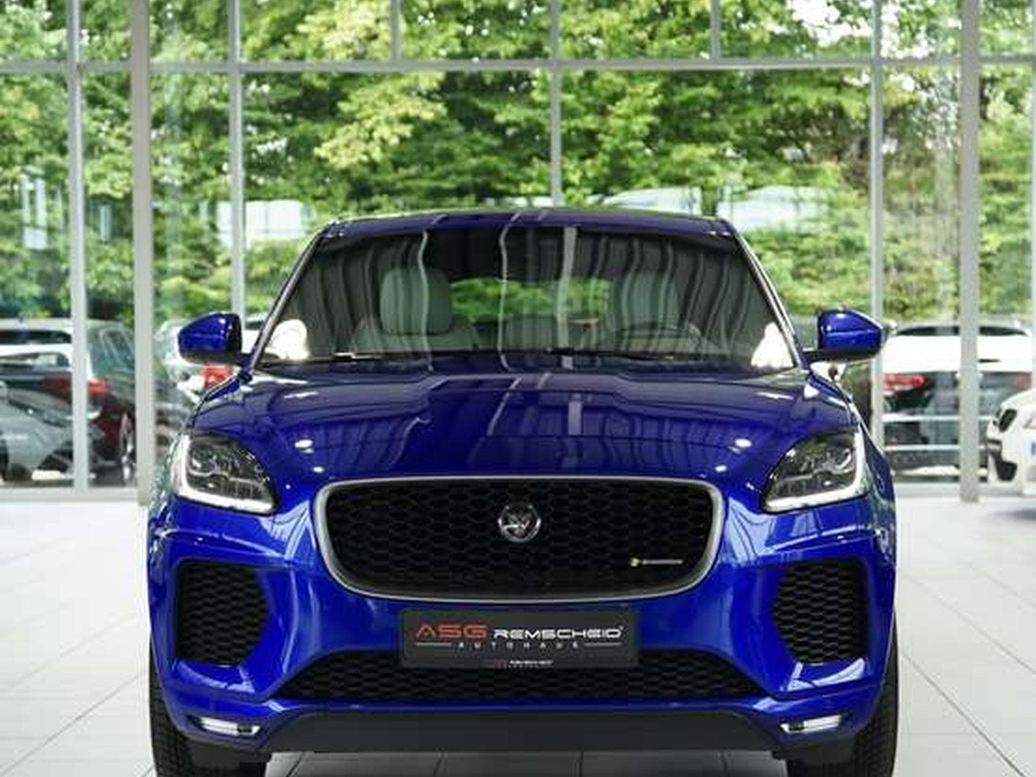 Jaguar E-Pace R-Dynamic HSE AWD *2. HD *Pano *H-UP *Mem (2018) - Photo 4