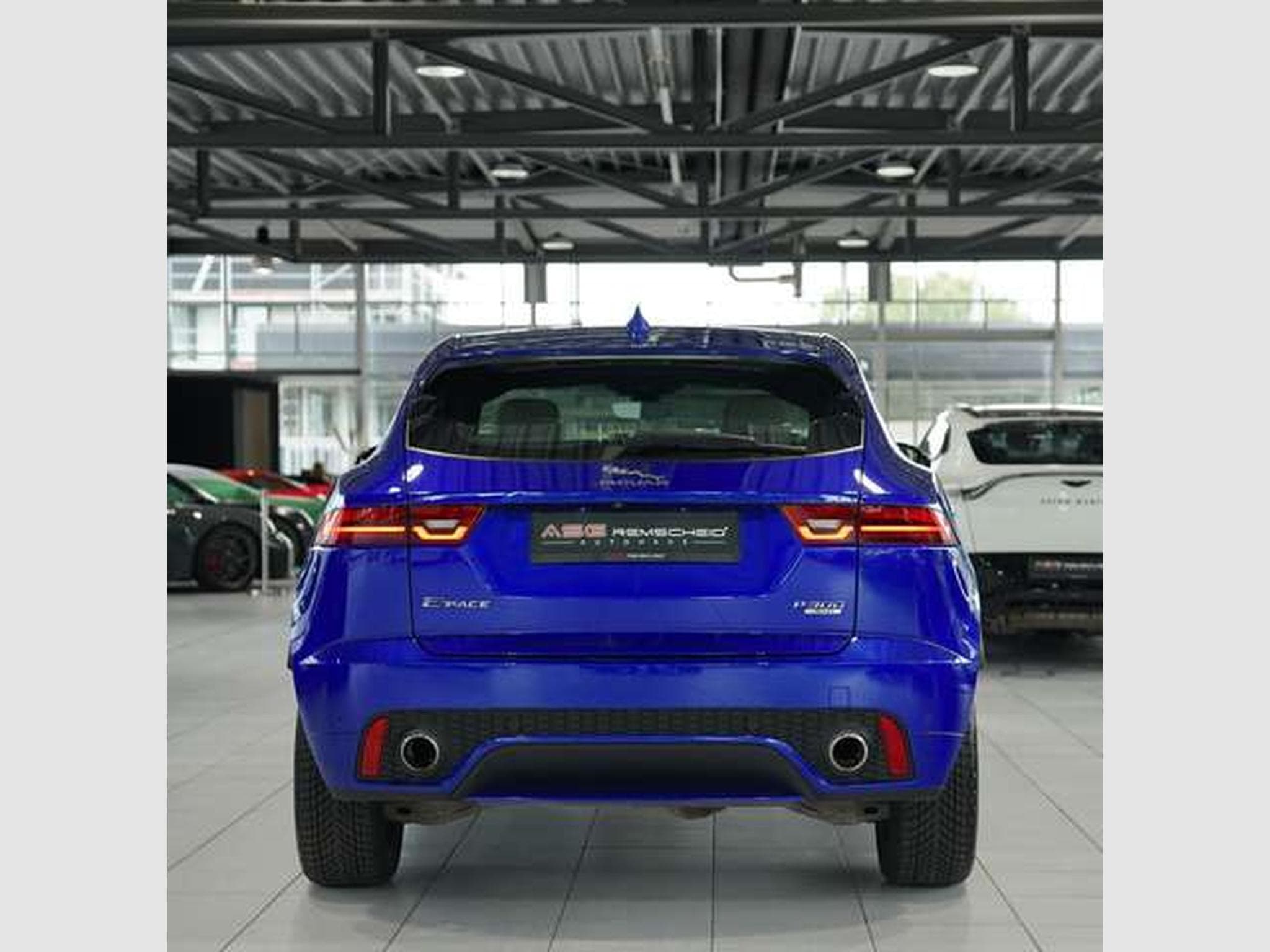 Jaguar E-Pace R-Dynamic HSE AWD *2. HD *Pano *H-UP *Mem (2018) - Photo 10